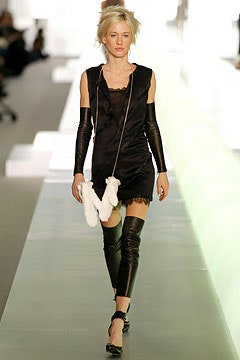 Chanel F/W 03 Look 381