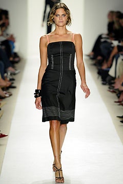 Carolina Herrera S/S 04 Look 44