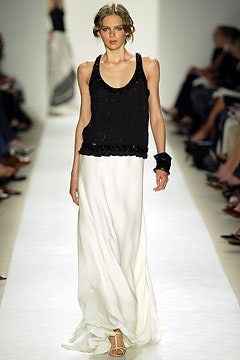 Carolina Herrera S/S 04 Look 210