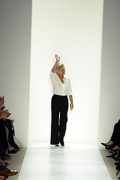 Carolina Herrera S/S 04 Look 271