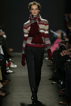 Carolina Herrera F/W 04 Look 6