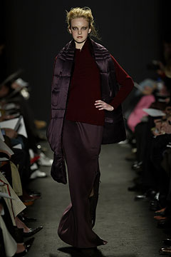 Carolina Herrera F/W 04 Look 26