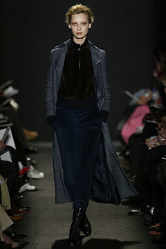 Carolina Herrera F/W 04 Look 46