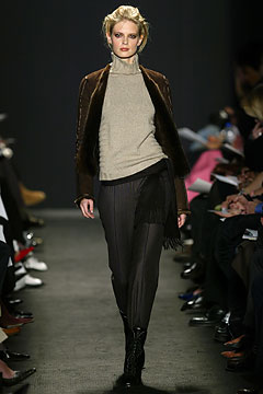 Carolina Herrera F/W 04 Look 71