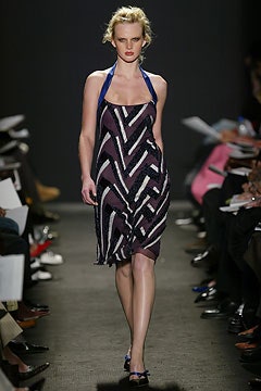 Carolina Herrera F/W 04 Look 106