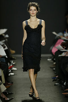 Carolina Herrera F/W 04 Look 121