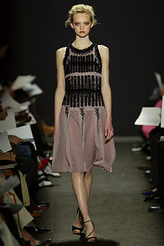 Carolina Herrera F/W 04 Look 127