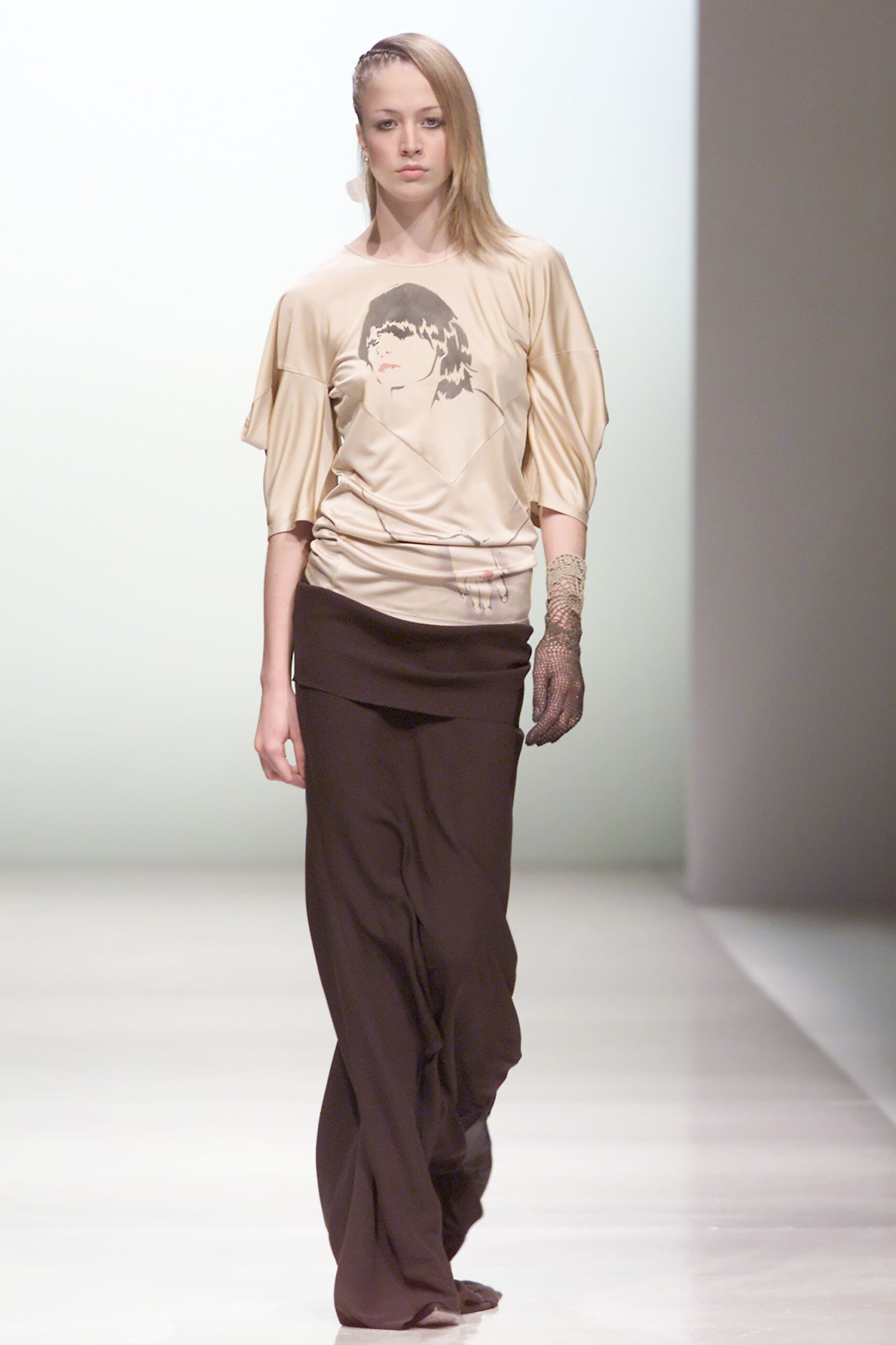 Chloé F/W 01 Look 74