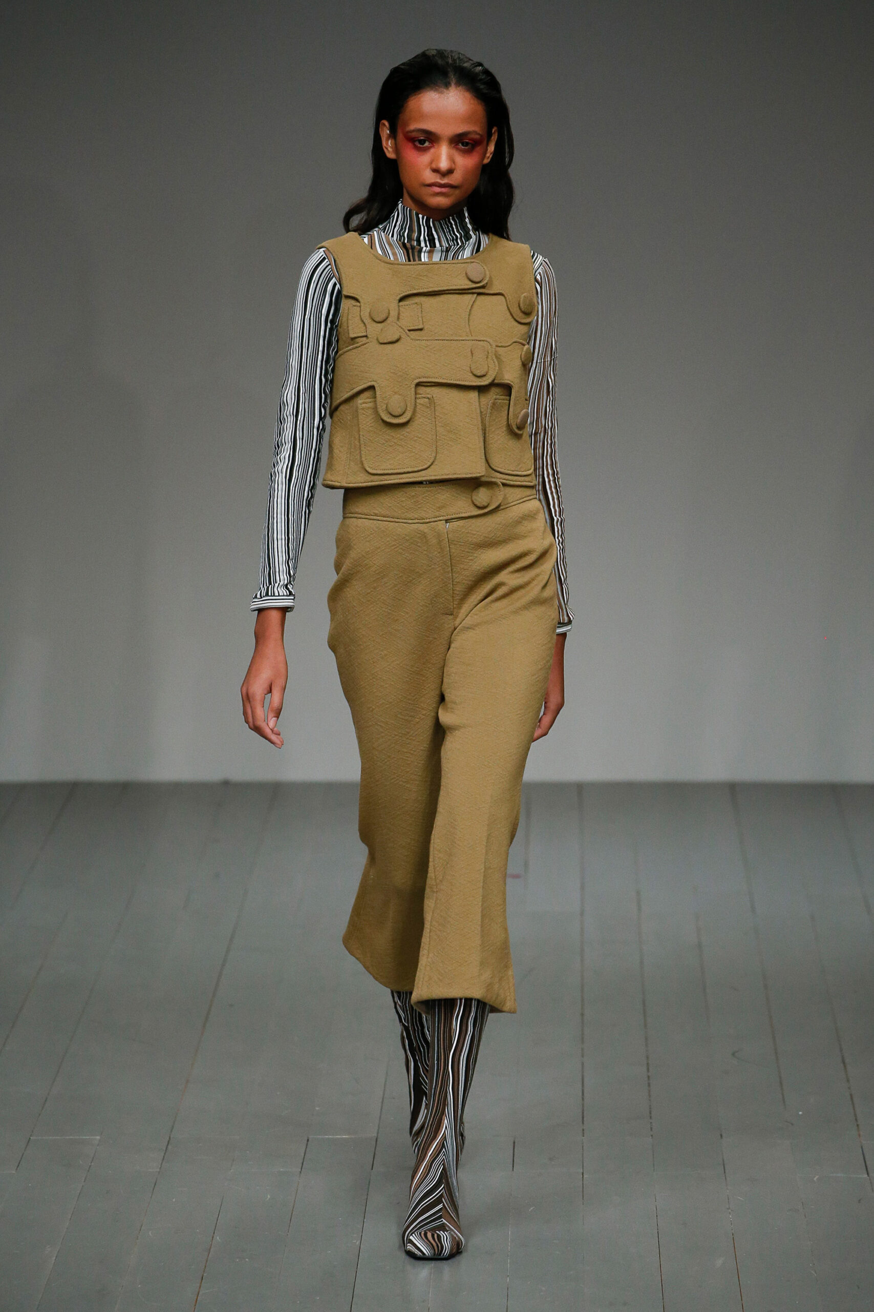 Central Saint Martins F/W 18 Menswear Look 29
