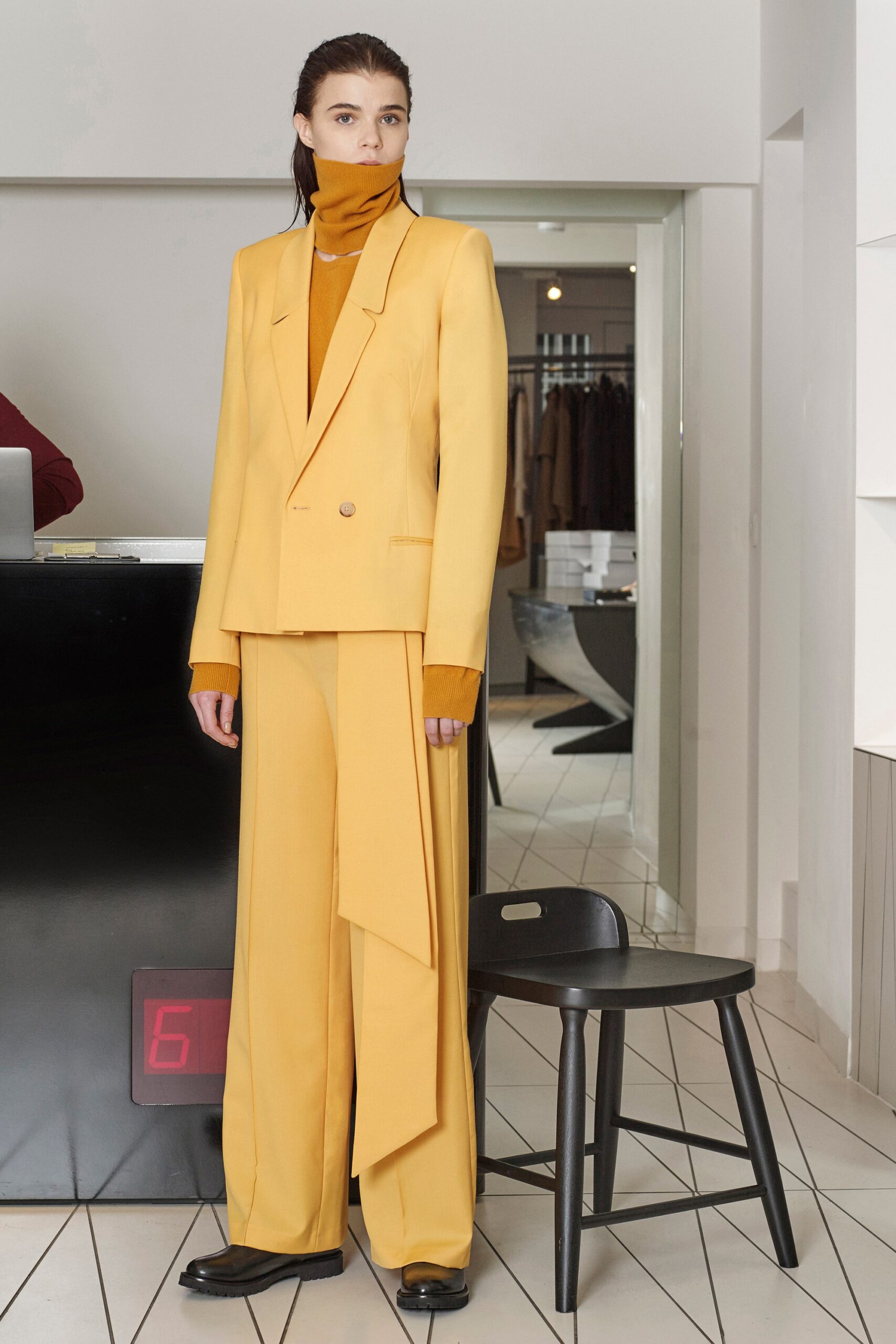 Chalayan F/W 18 Look 132