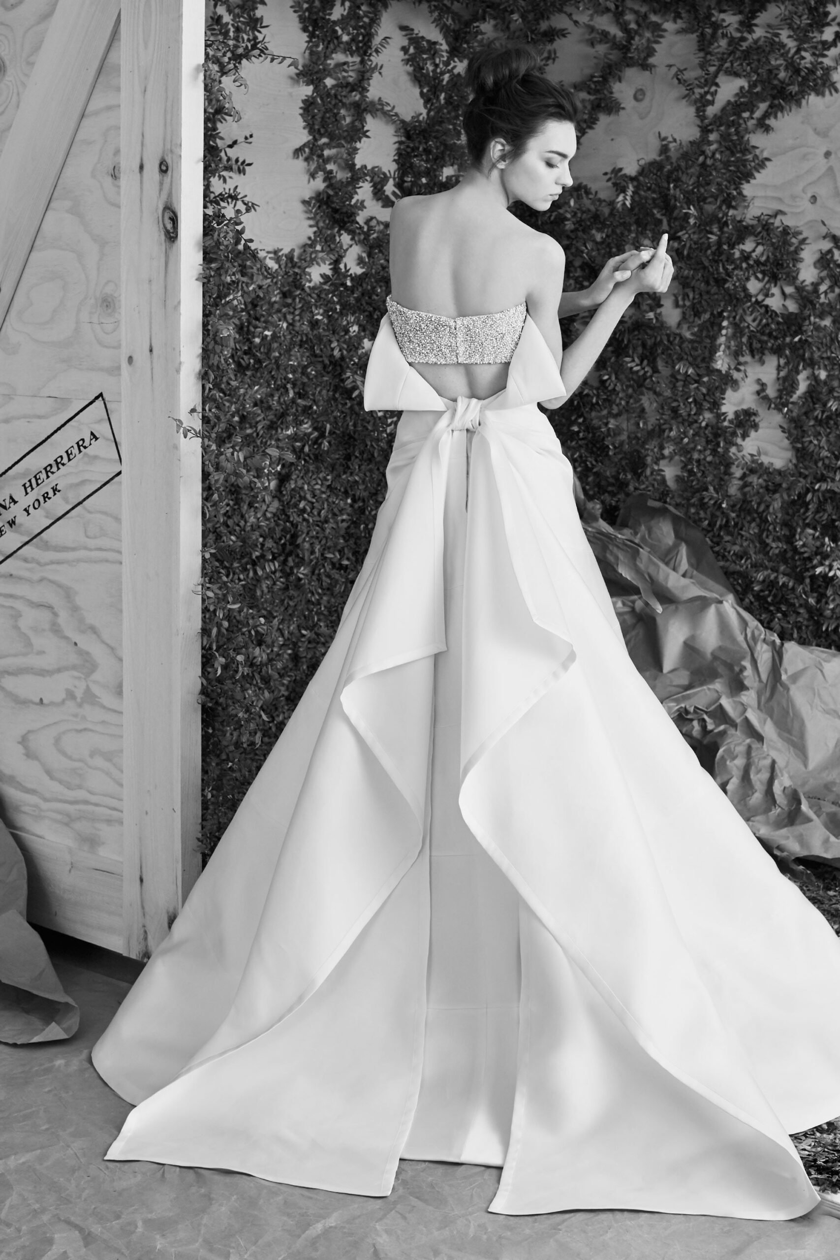 Carolina Herrera S/S 17 Bridal Look 127