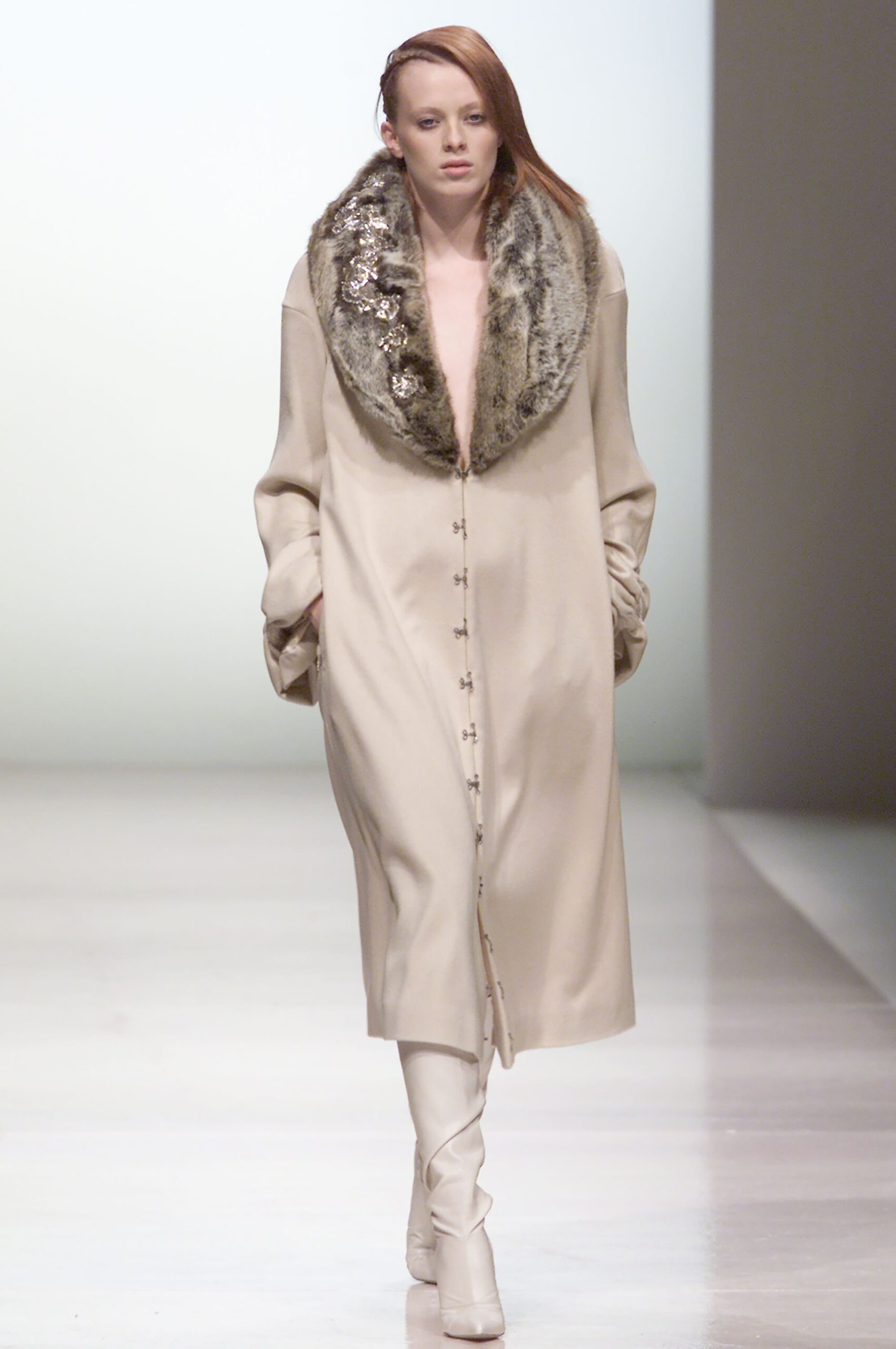 Chloé F/W 01 Look 77