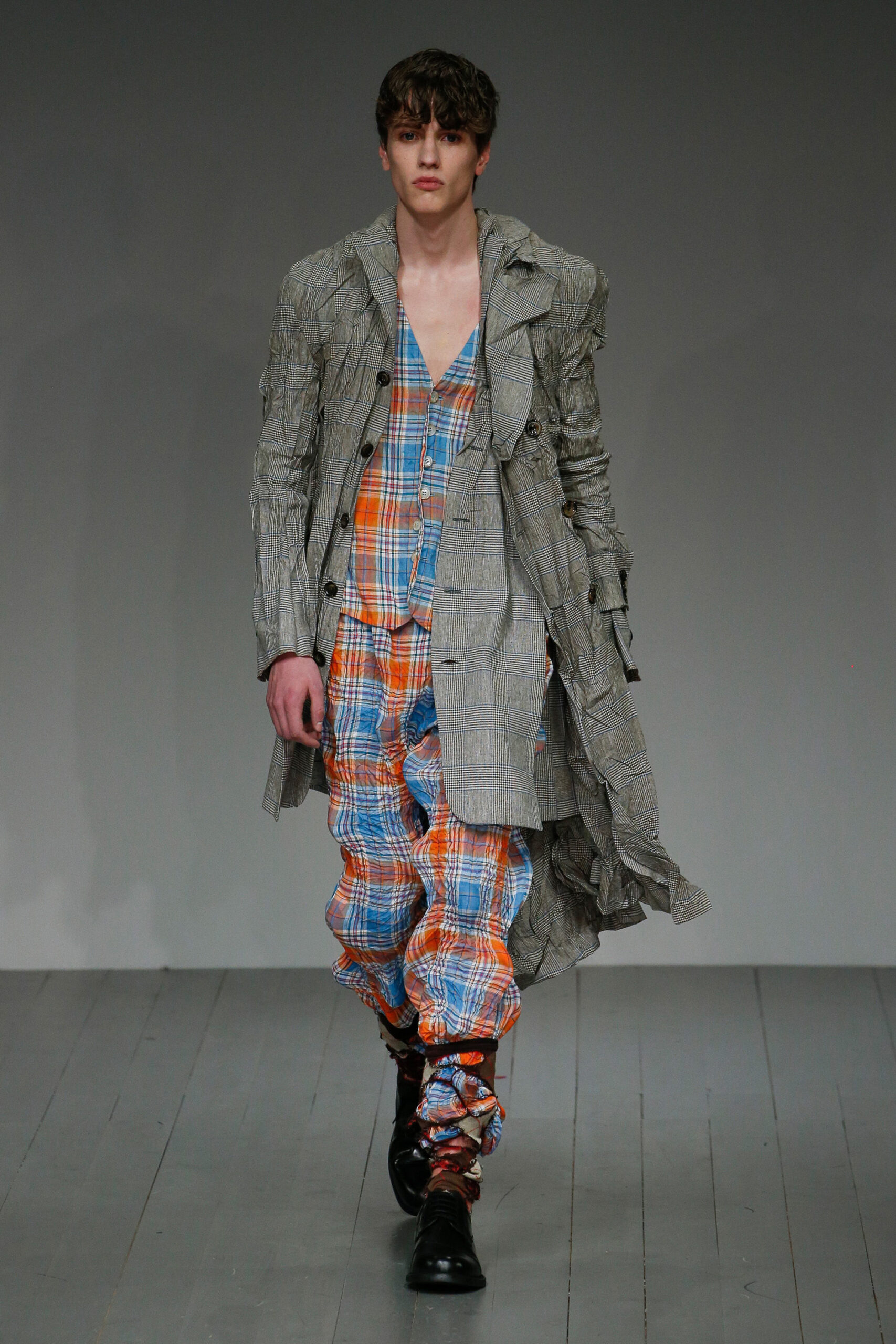 Central Saint Martins F/W 18 Menswear Look 40