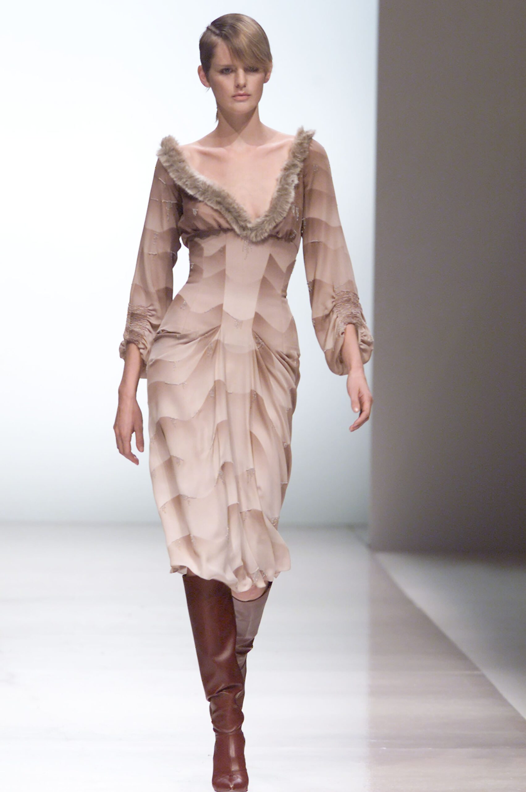 Chloé F/W 01 Look 93