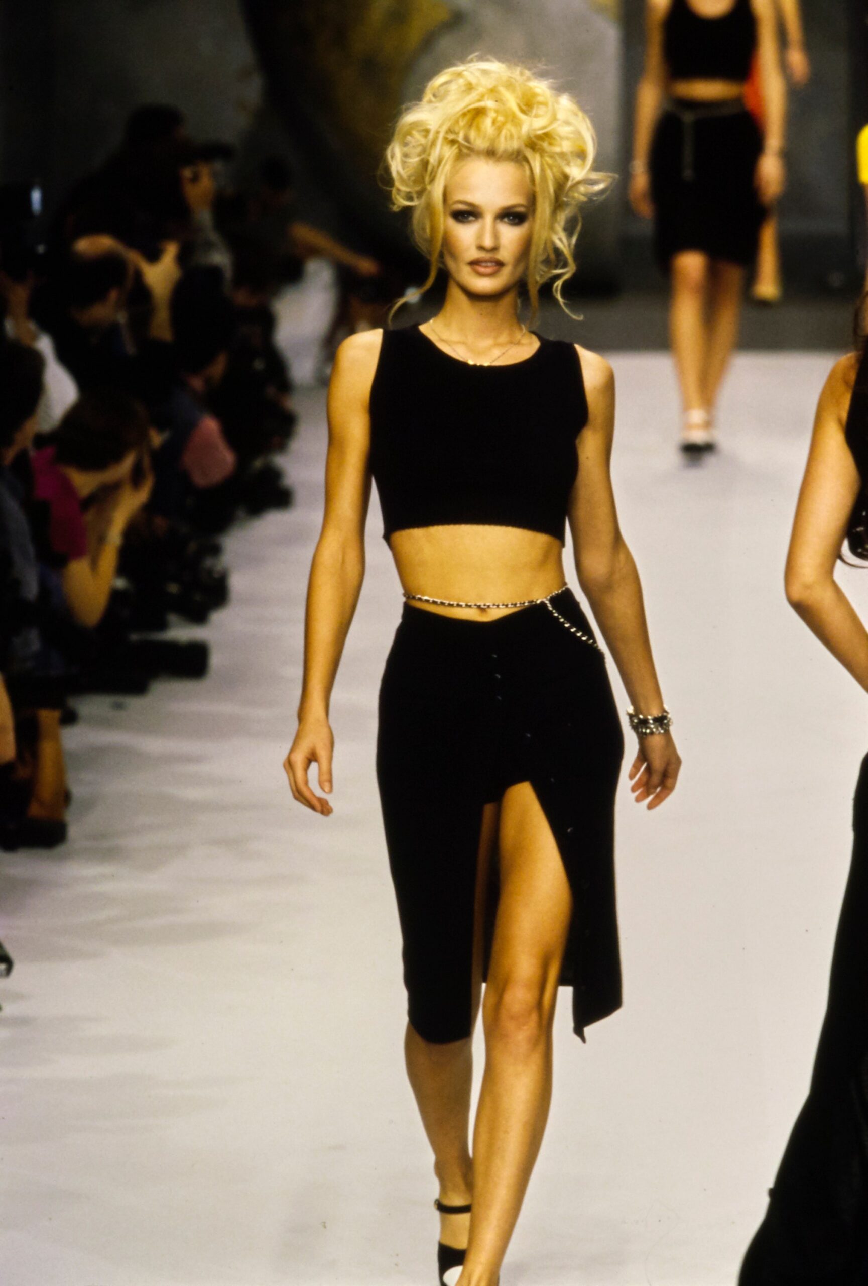 Chanel S/S 96 Look 1900