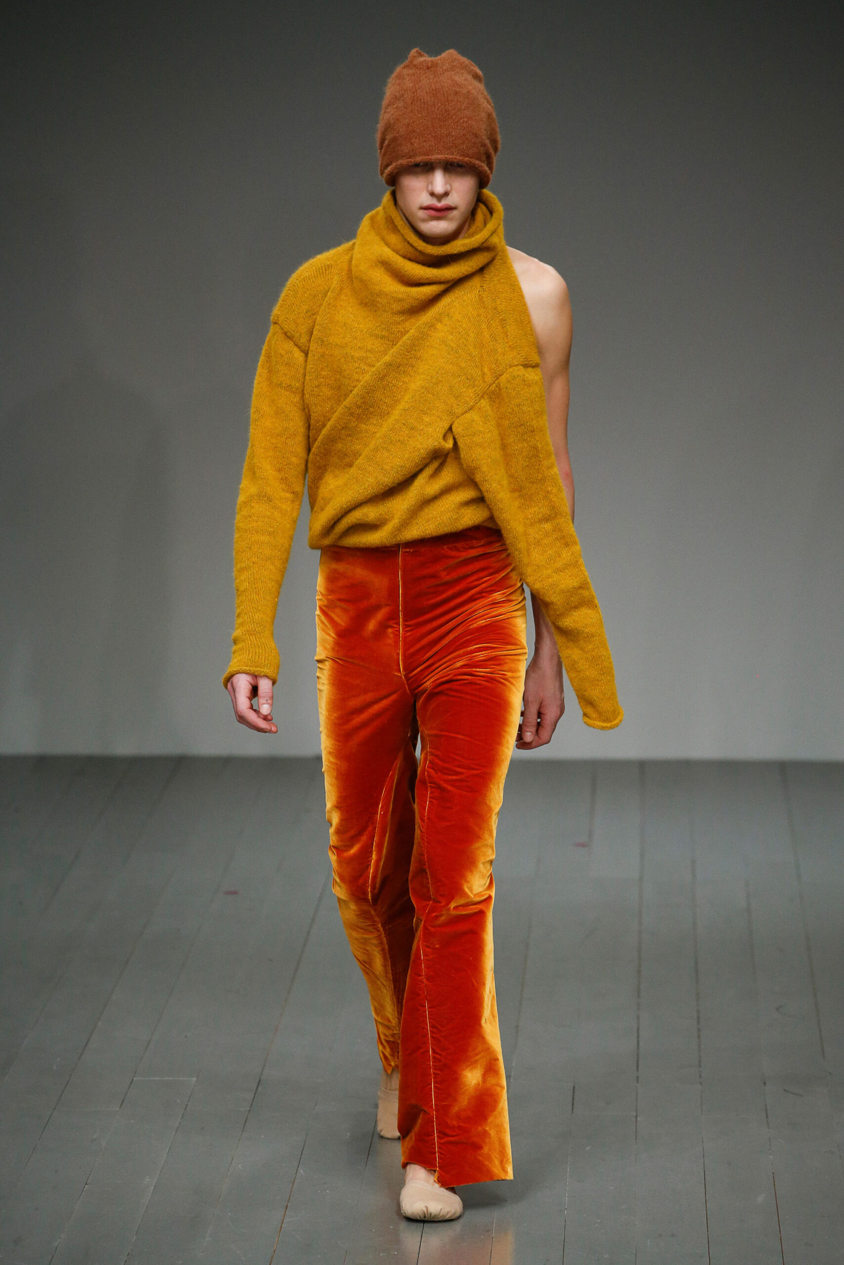 Central Saint Martins F/W 18 Menswear Look 69