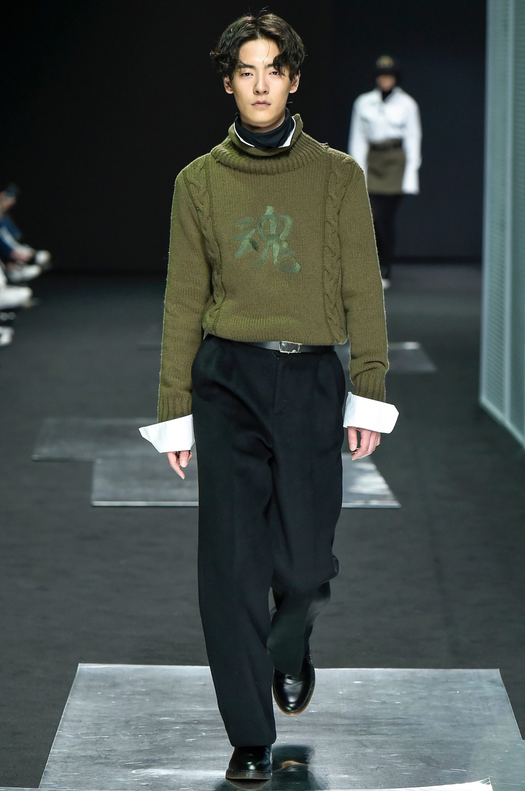 Charm’s Seoul F/W 16 Look 55