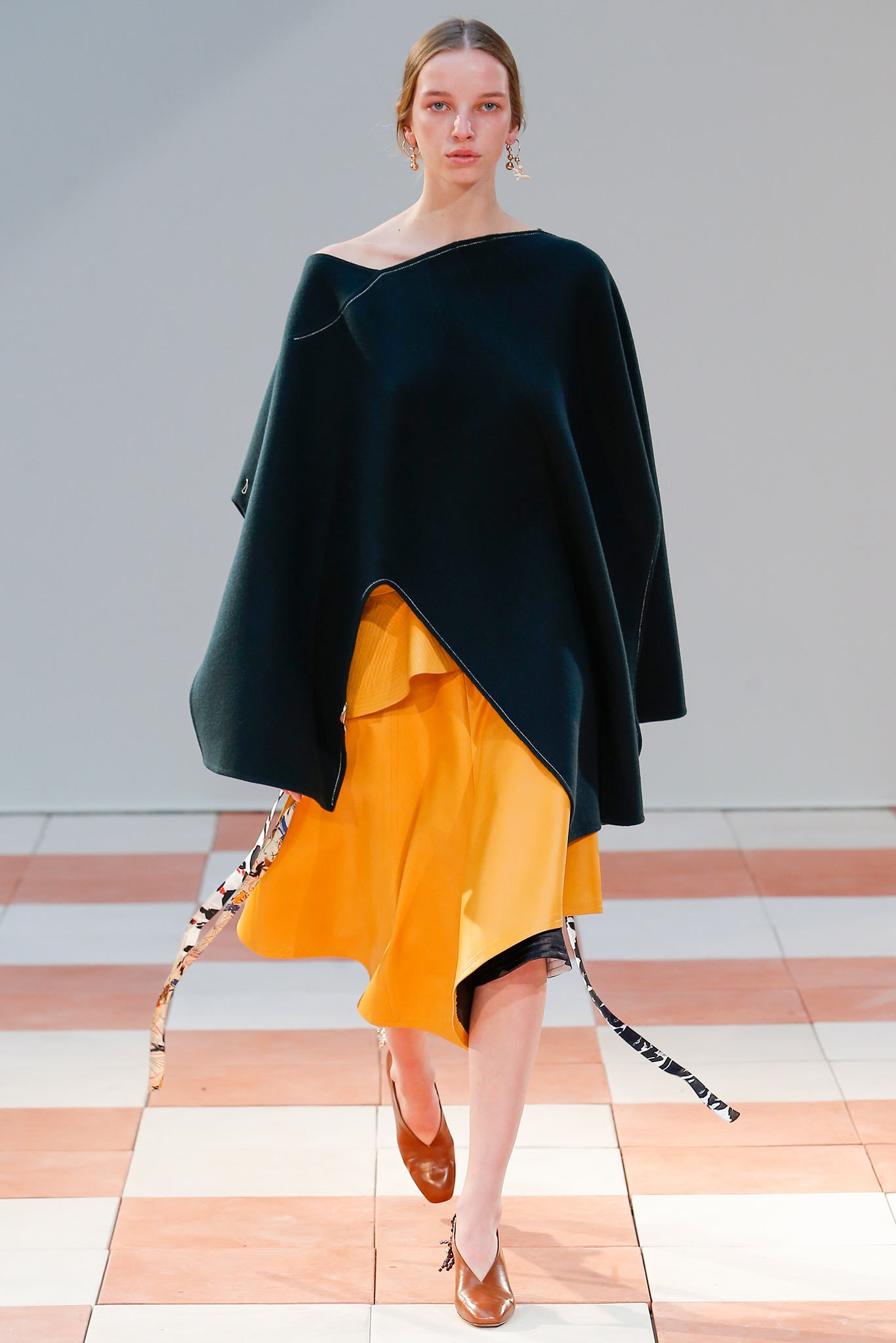 Celine F/W 15 Look 98