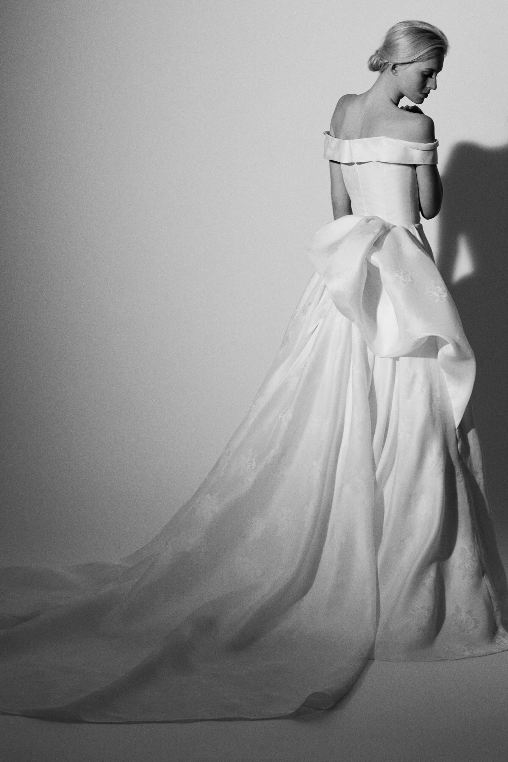 Carolina Herrera S/S 18 Bridal Look 233