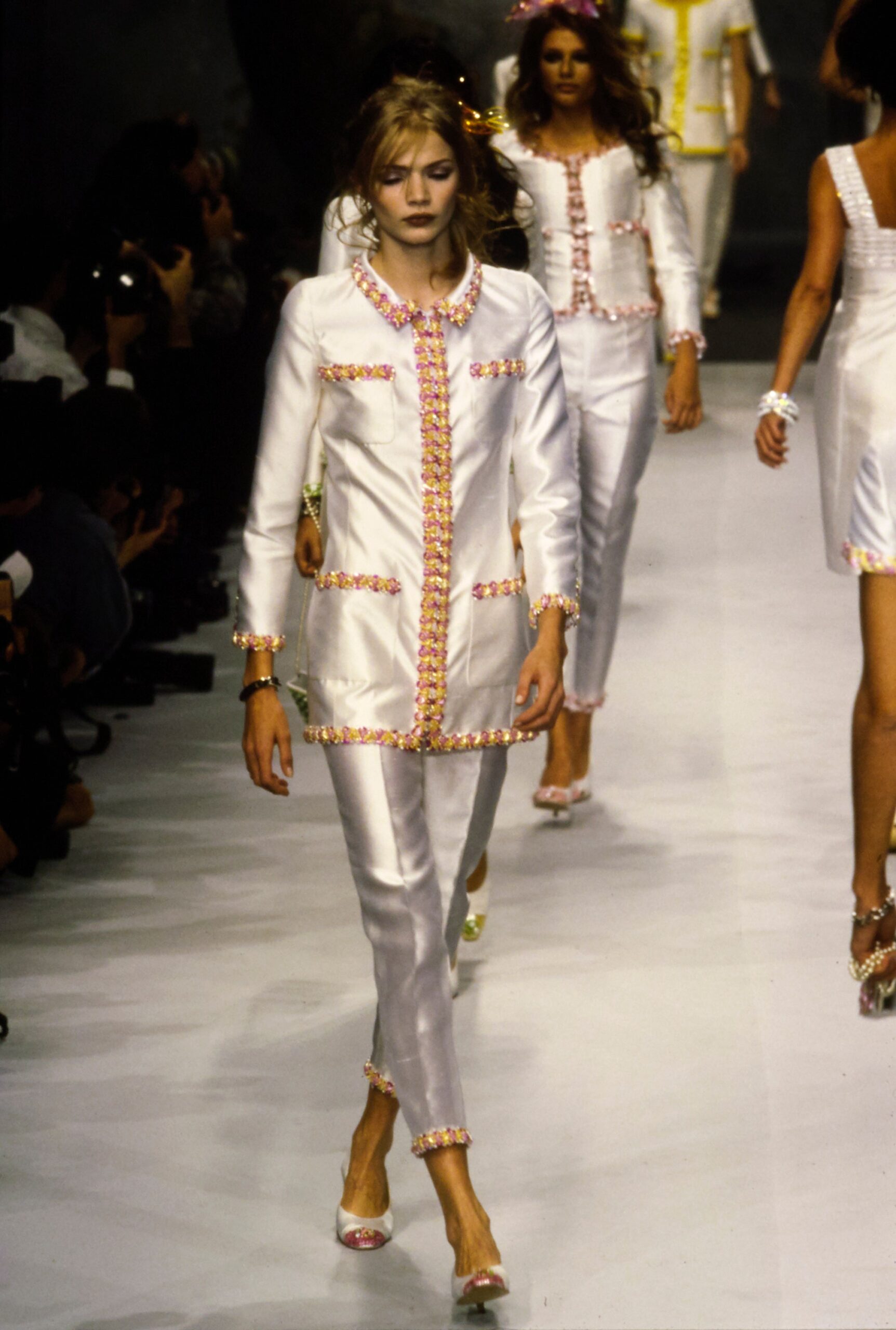 Chanel S/S 96 Look 2381