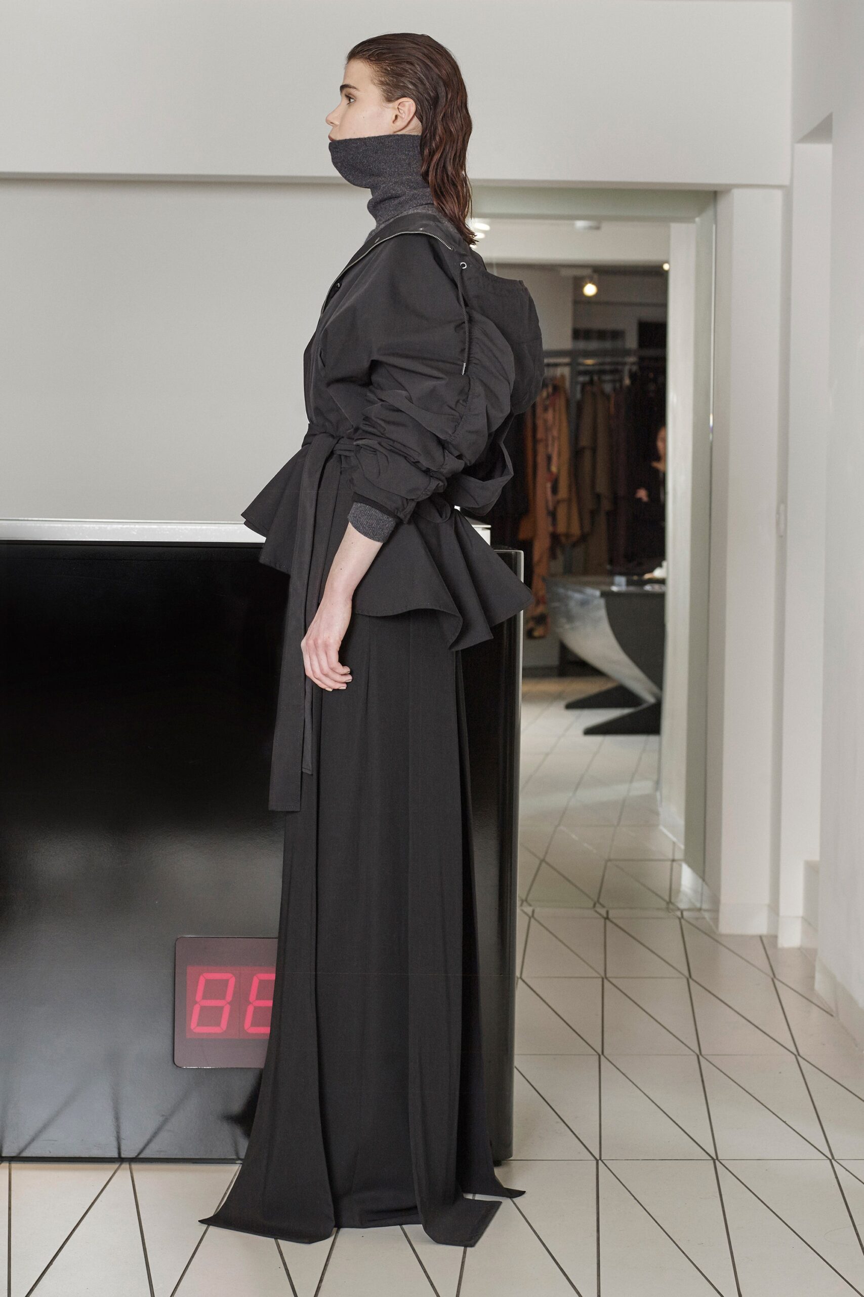 Chalayan F/W 18 Look 220