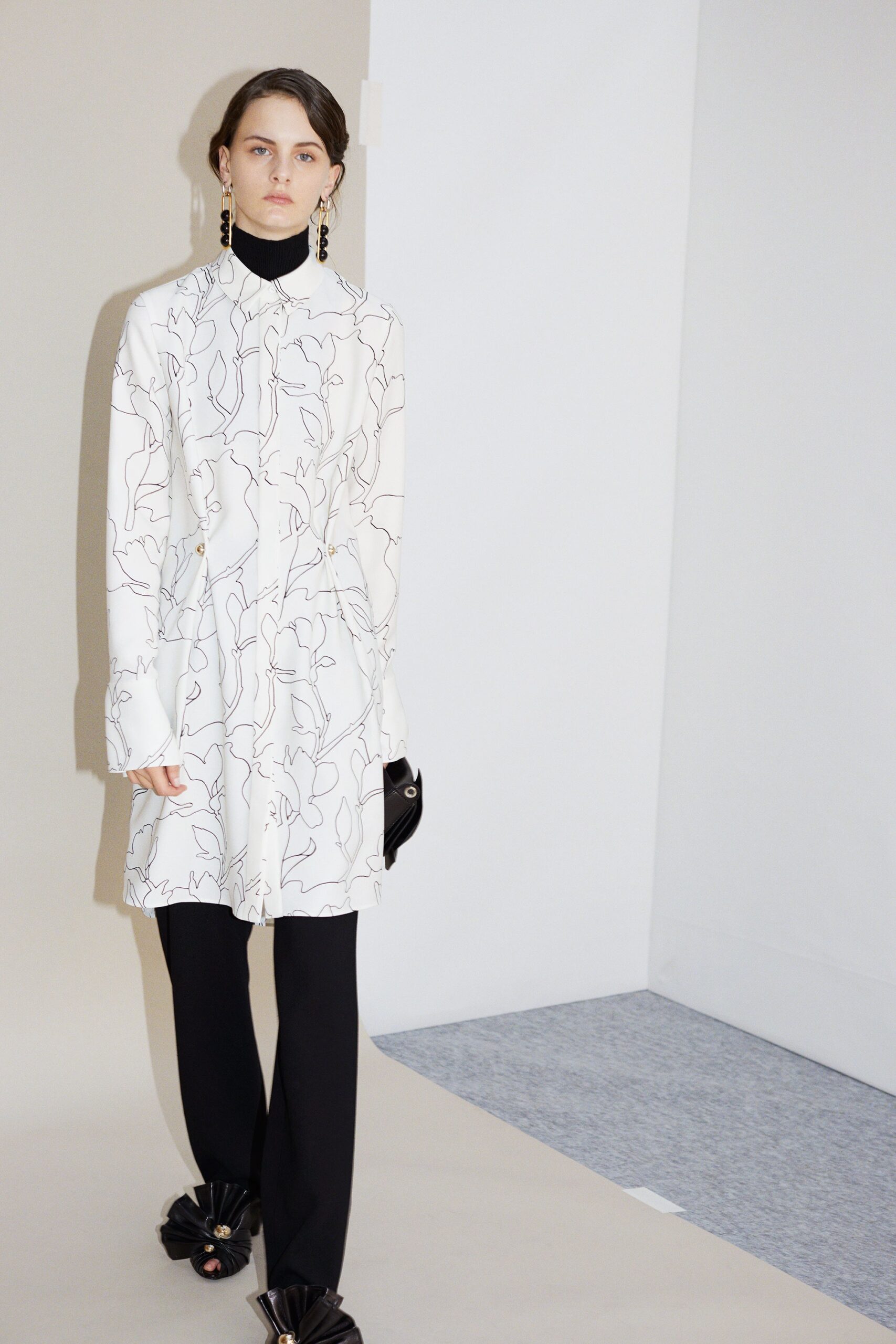 Carven F/W 17 Look 266
