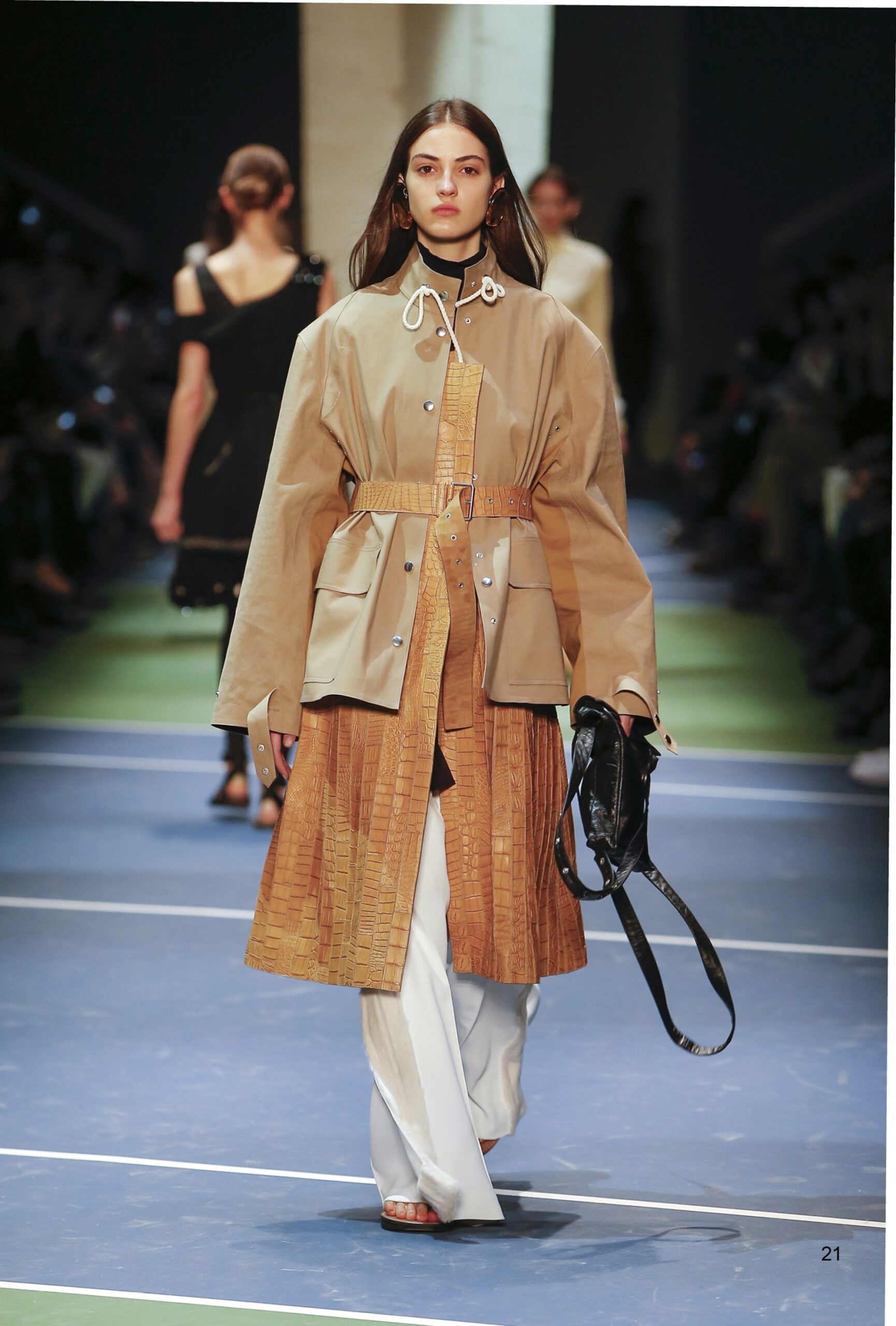 Celine F/W 16 Look 229