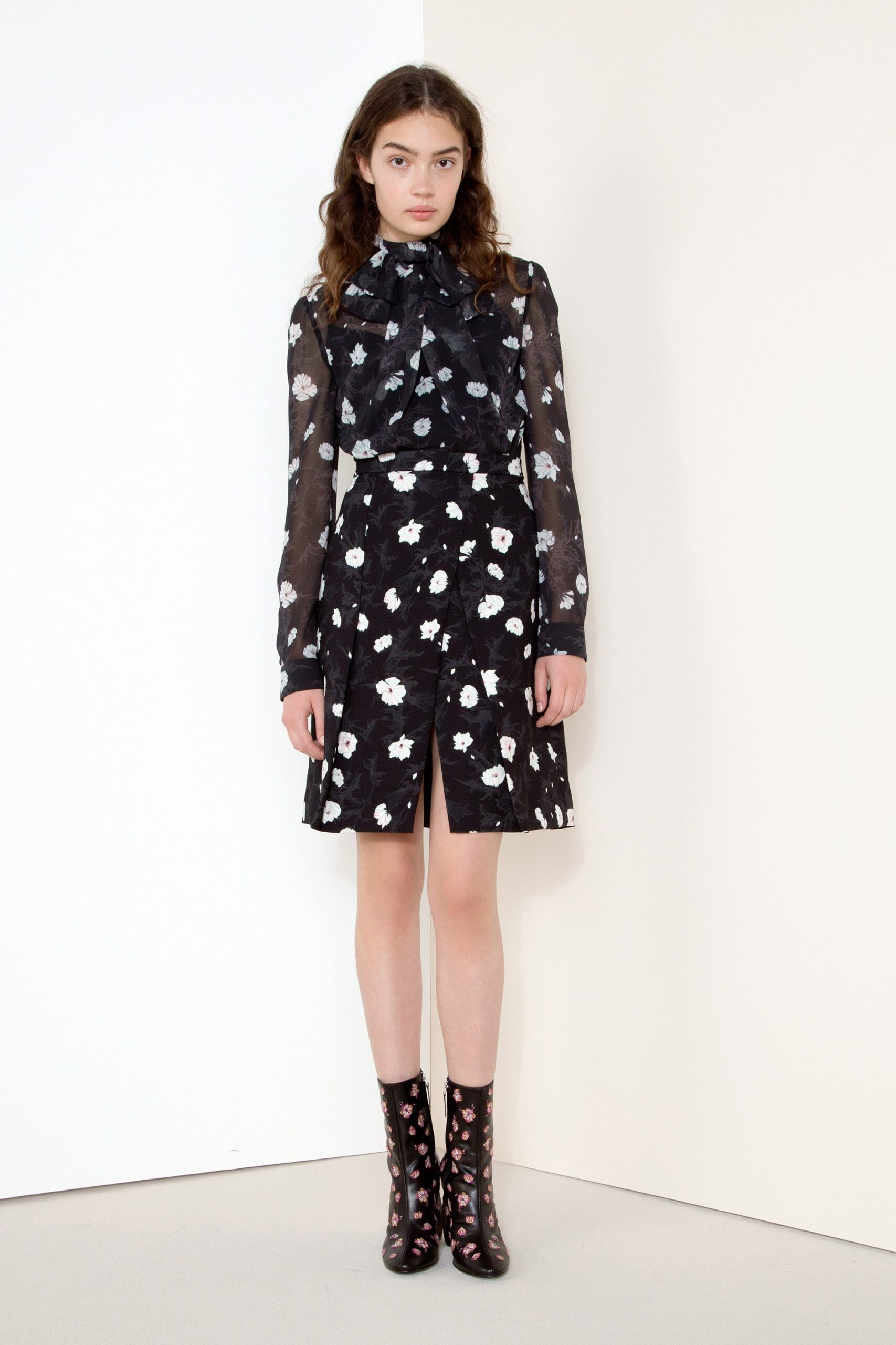 Carven F/W 17 Look 330