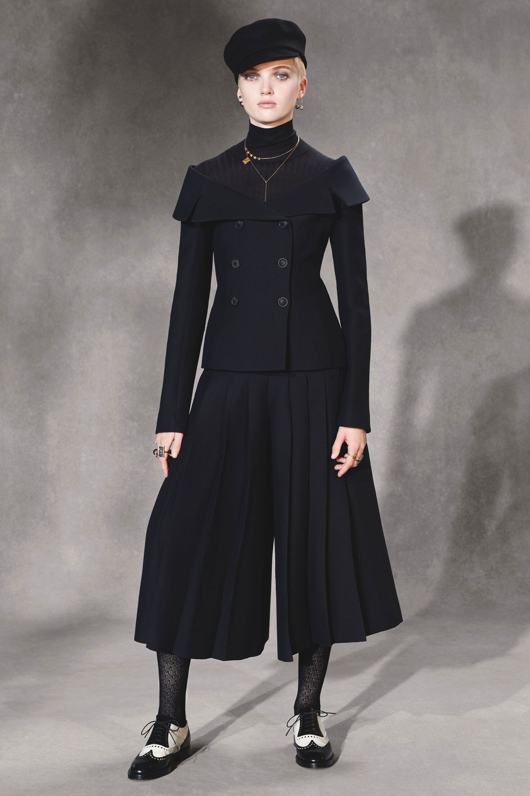 Christian Dior F/W 18 Look 320