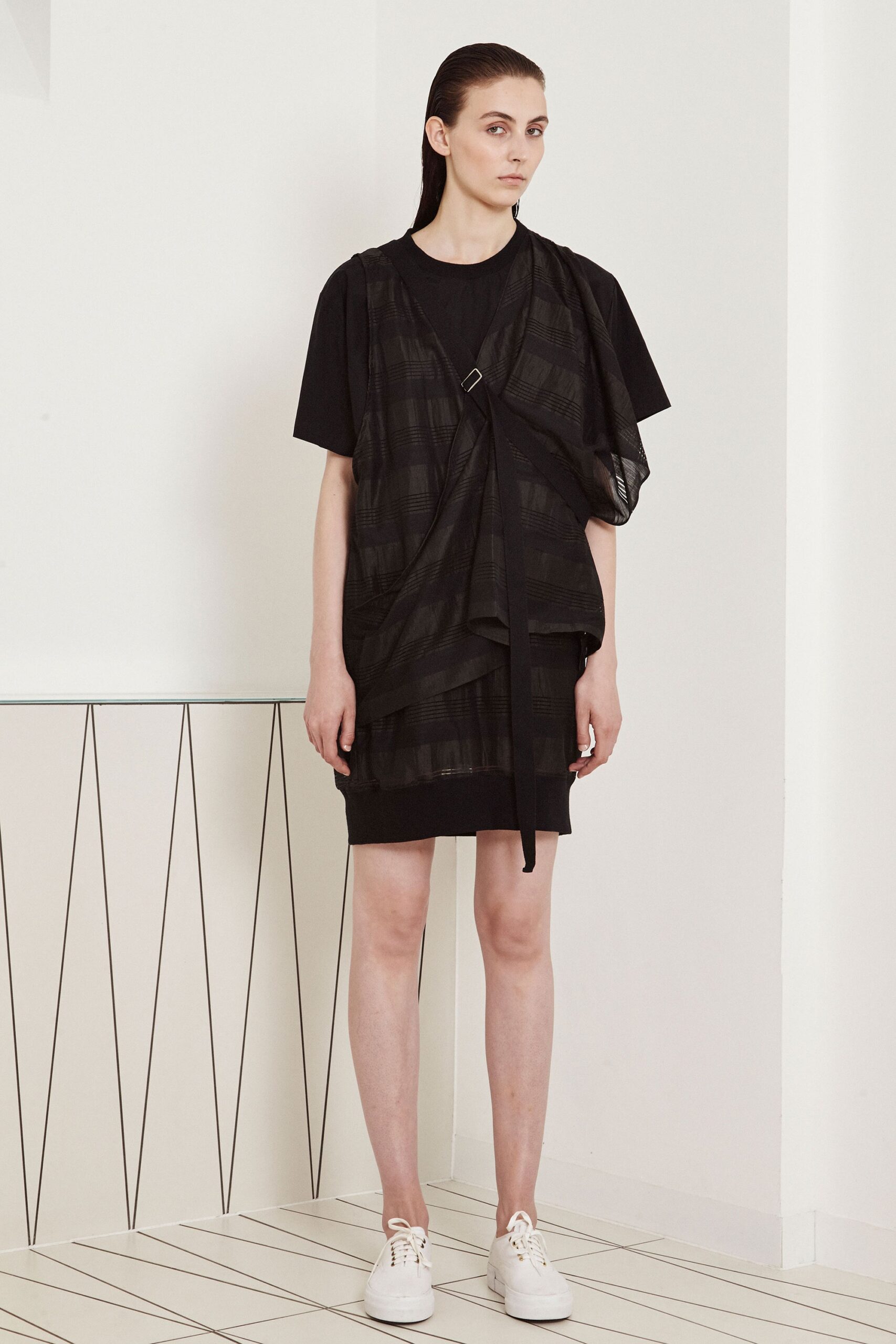 Chalayan Resort 18 Look 329