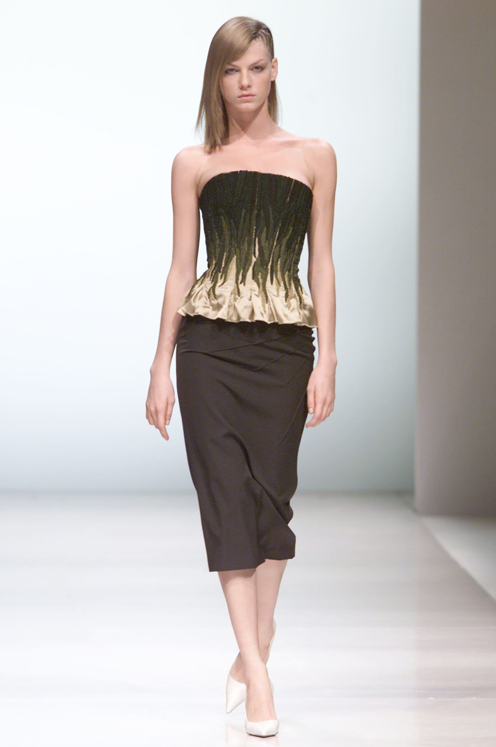 Chloé F/W 01 Look 185