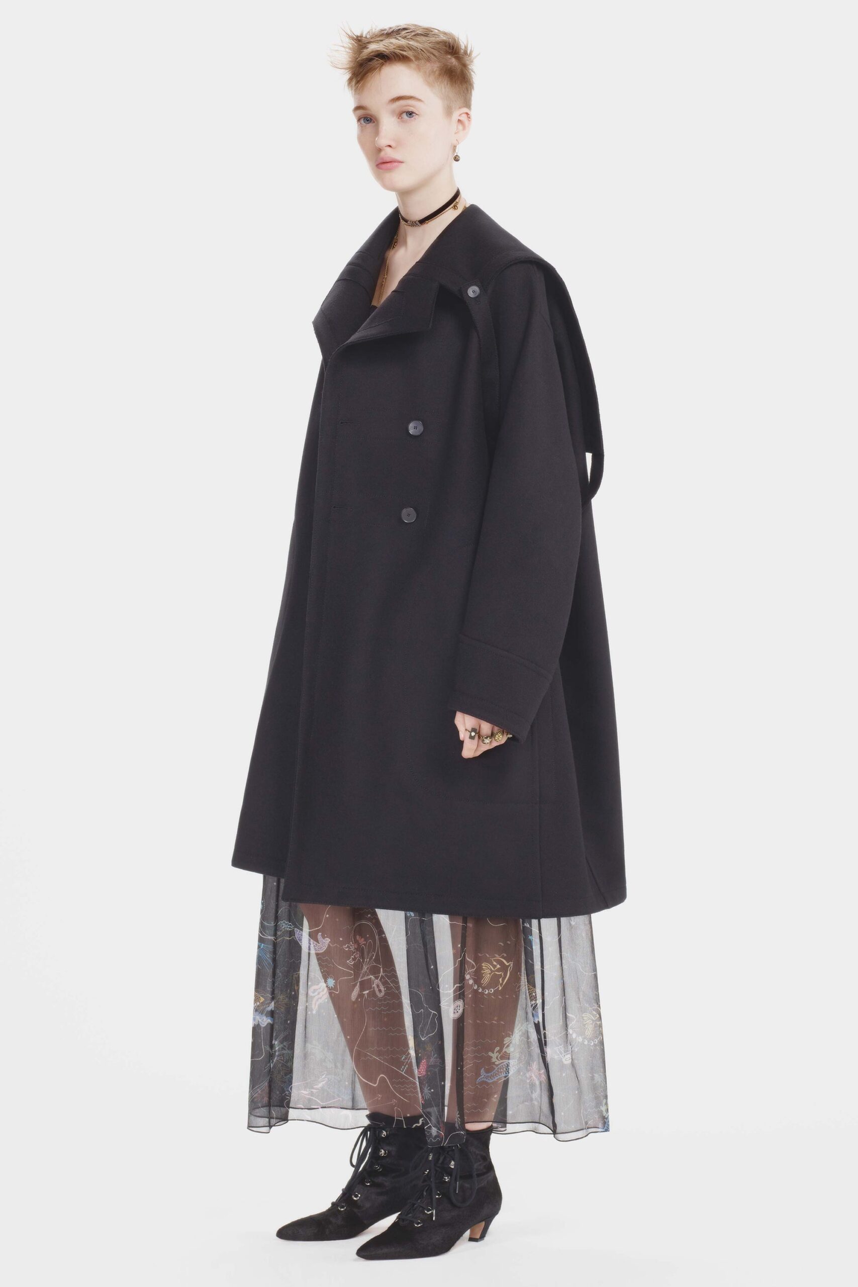 Christian Dior F/W 17 Look 322