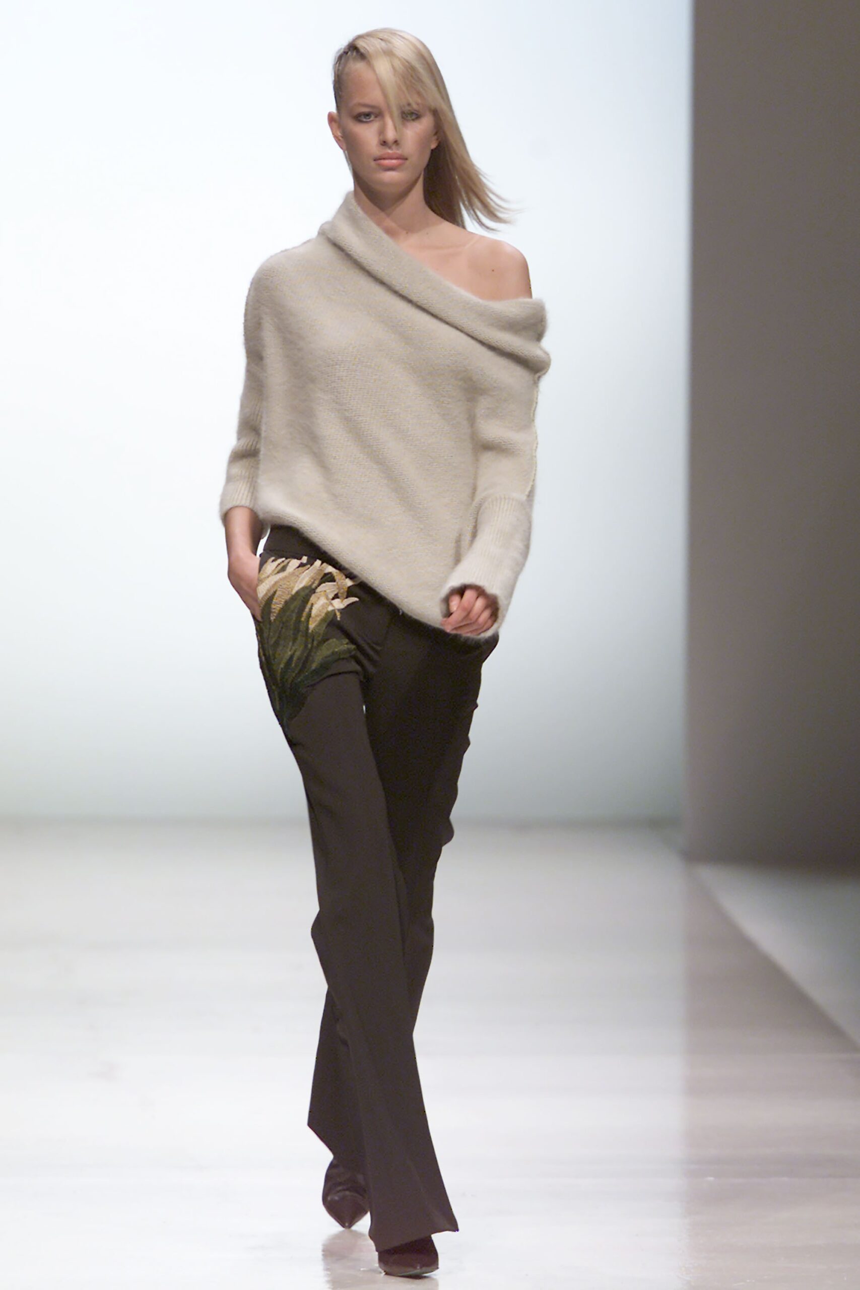 Chloé F/W 01 Look 203