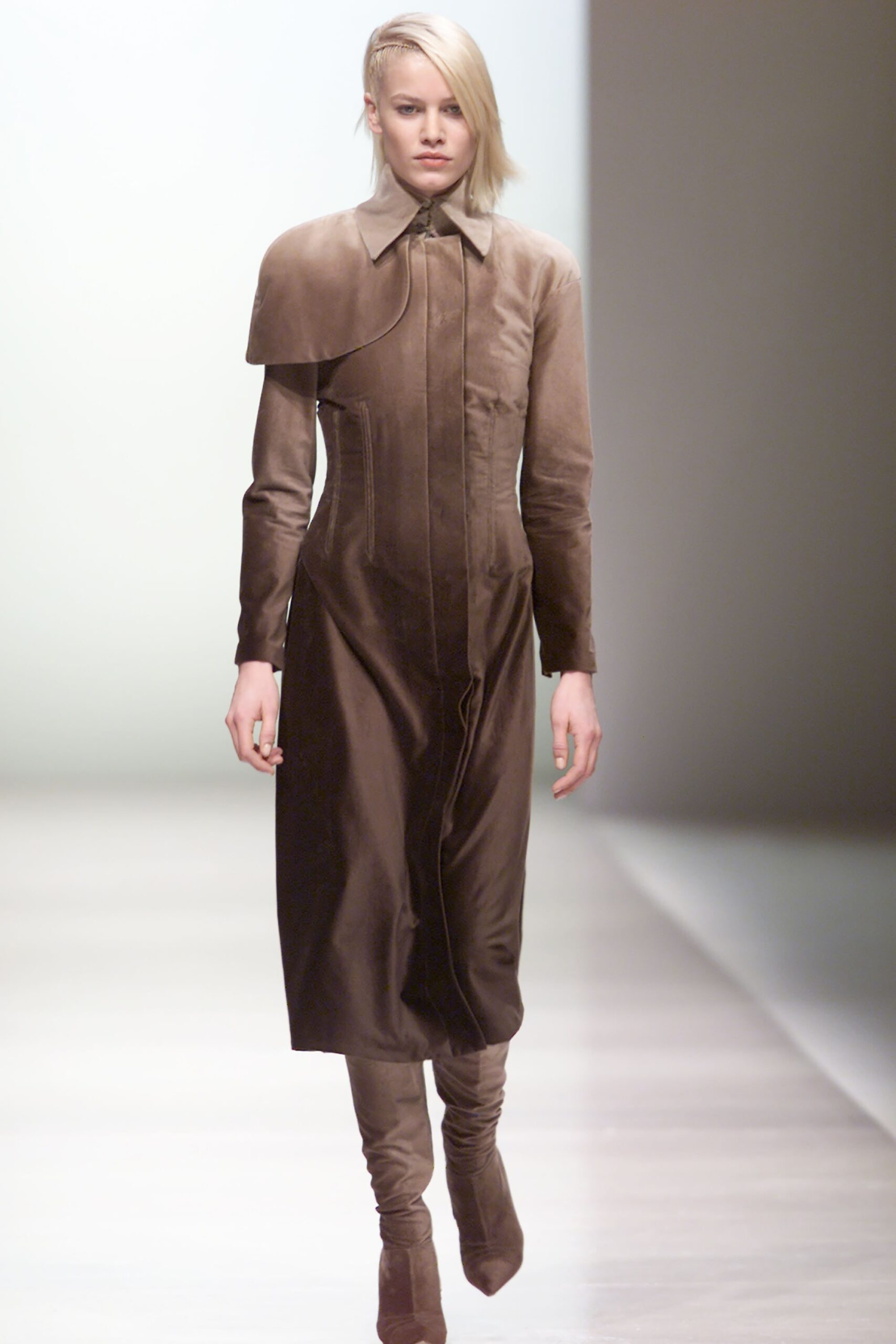 Chloé F/W 01 Look 226