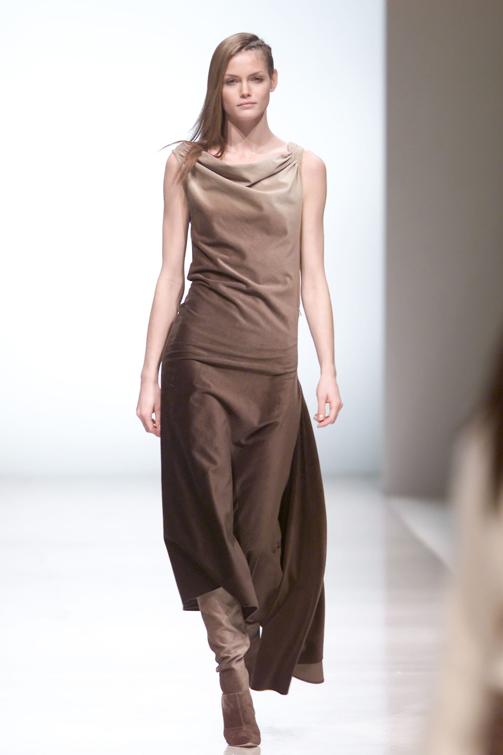 Chloé F/W 01 Look 245