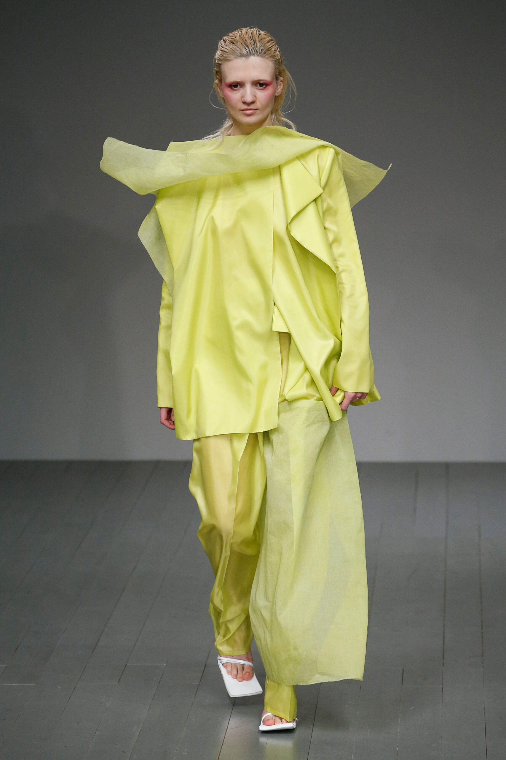 Central Saint Martins F/W 18 Menswear Look 112