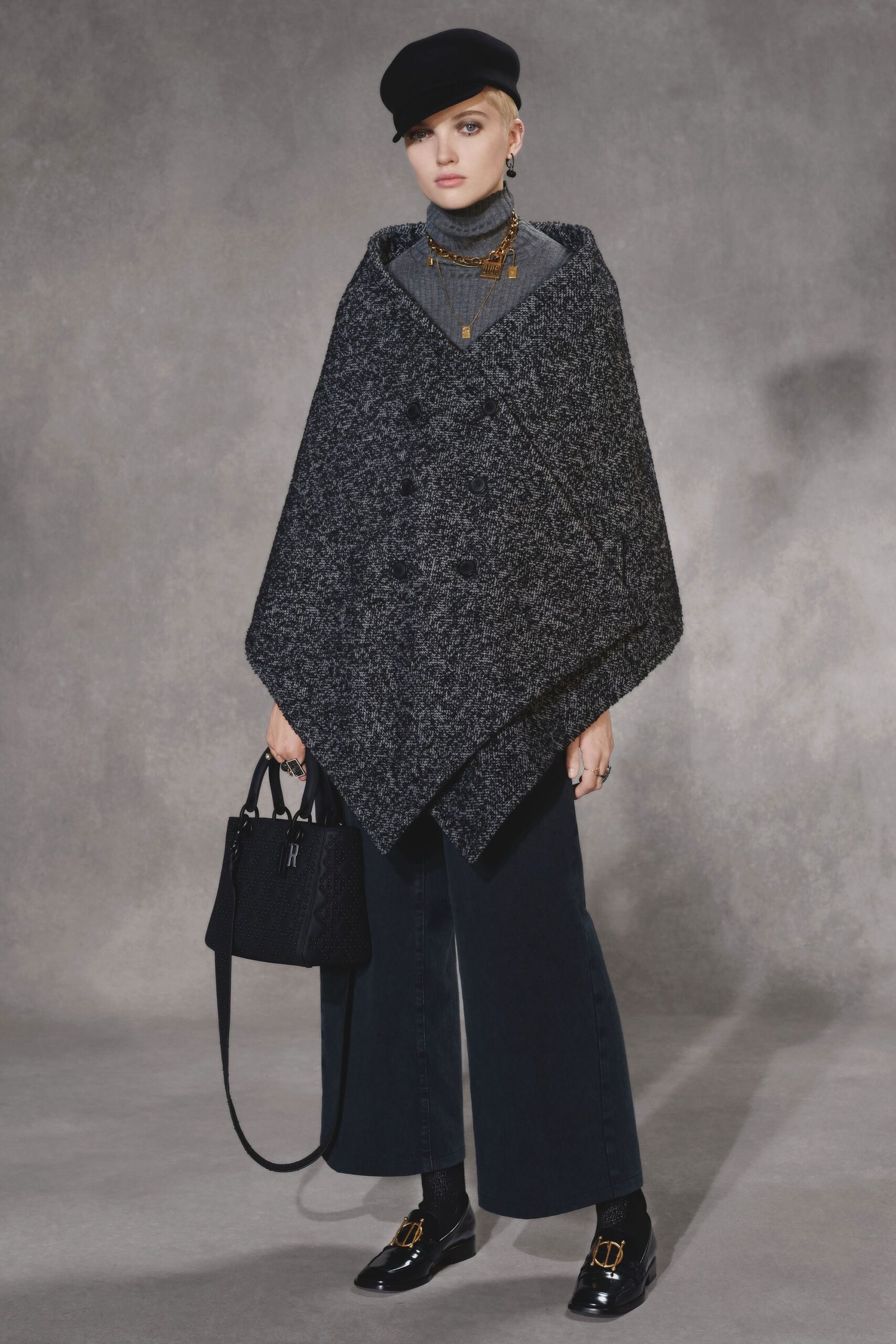 Christian Dior F/W 18 Look 451