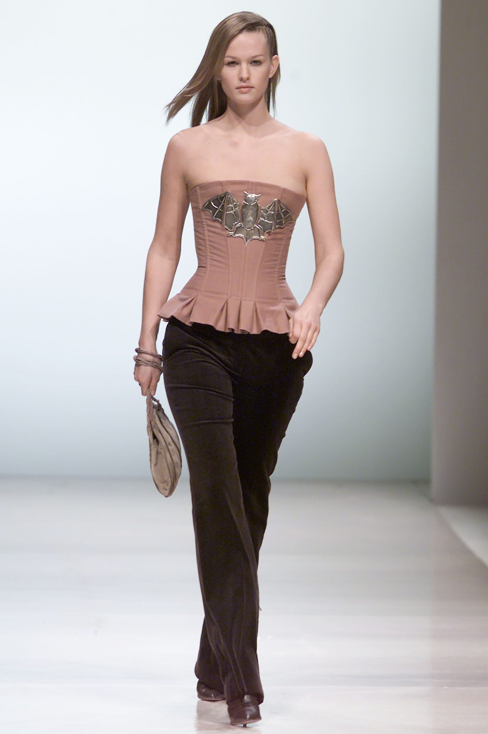 Chloé F/W 01 Look 299