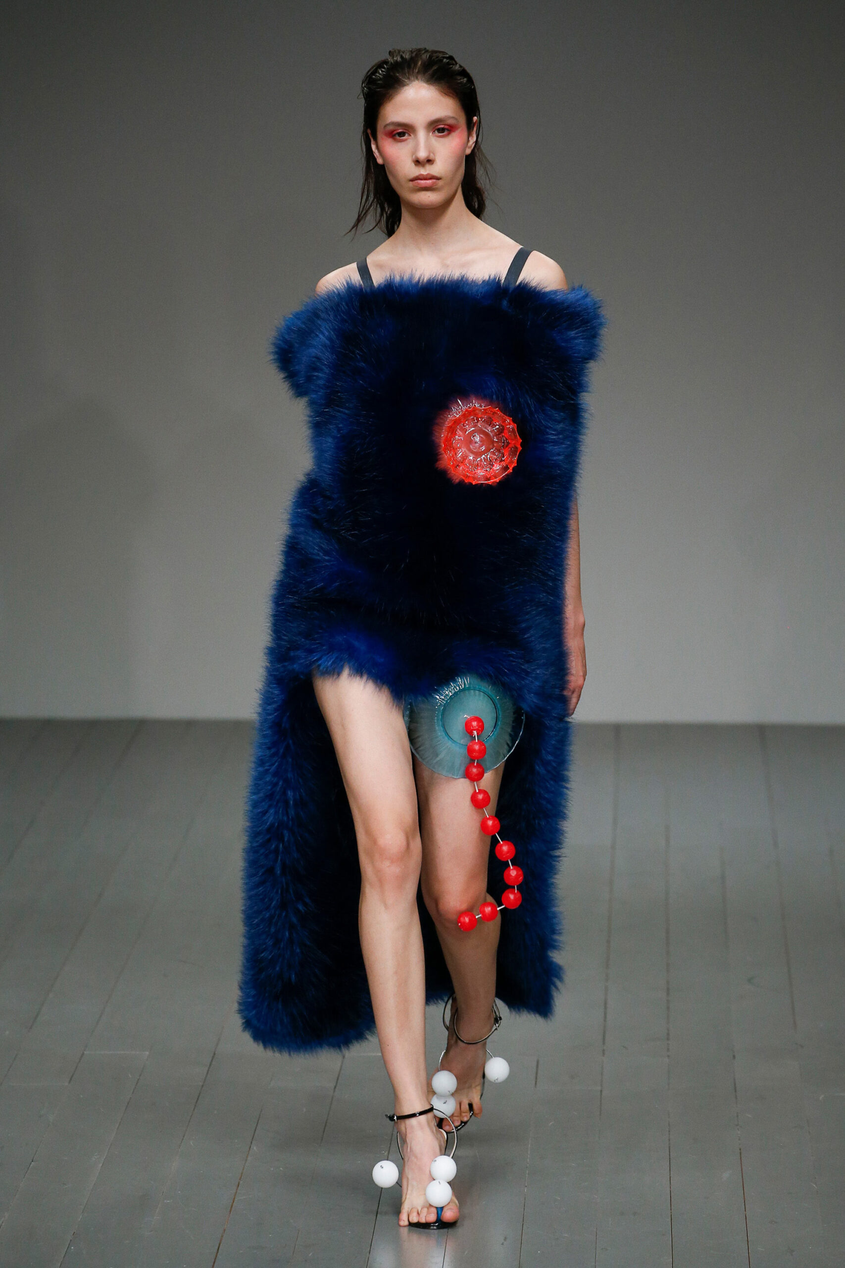 Central Saint Martins F/W 18 Menswear Look 117