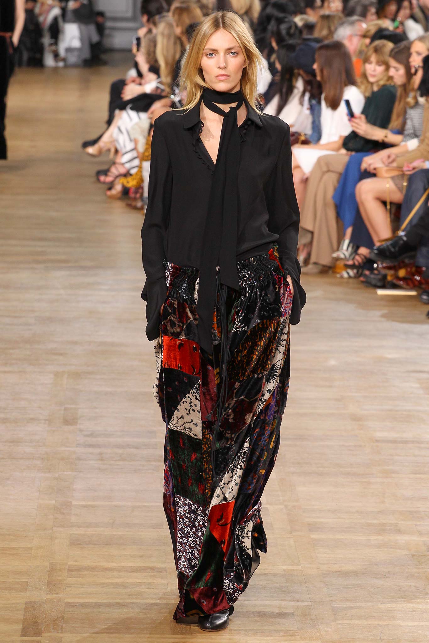 Chloé F/W 15 Look 329