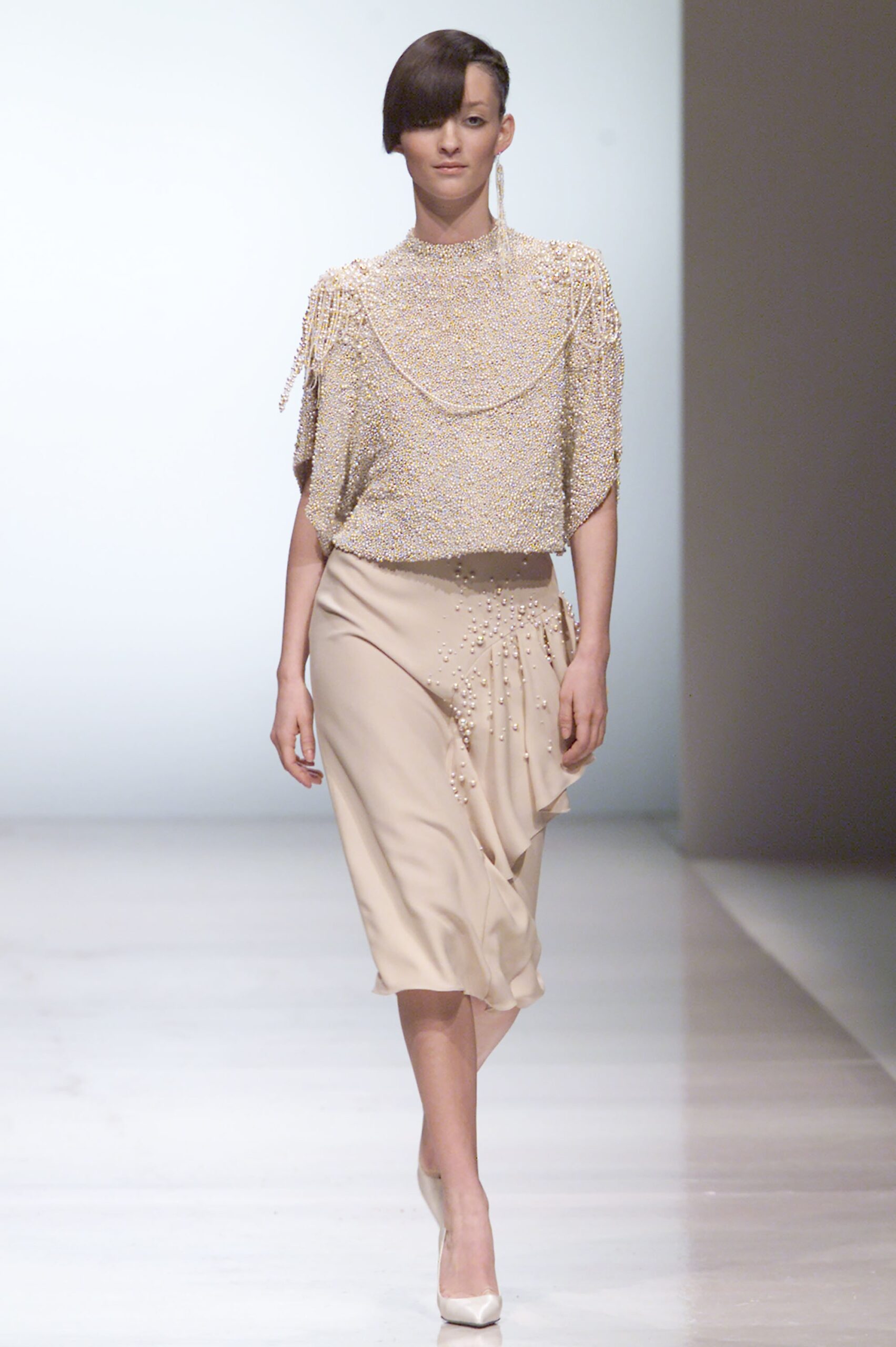 Chloé F/W 01 Look 427
