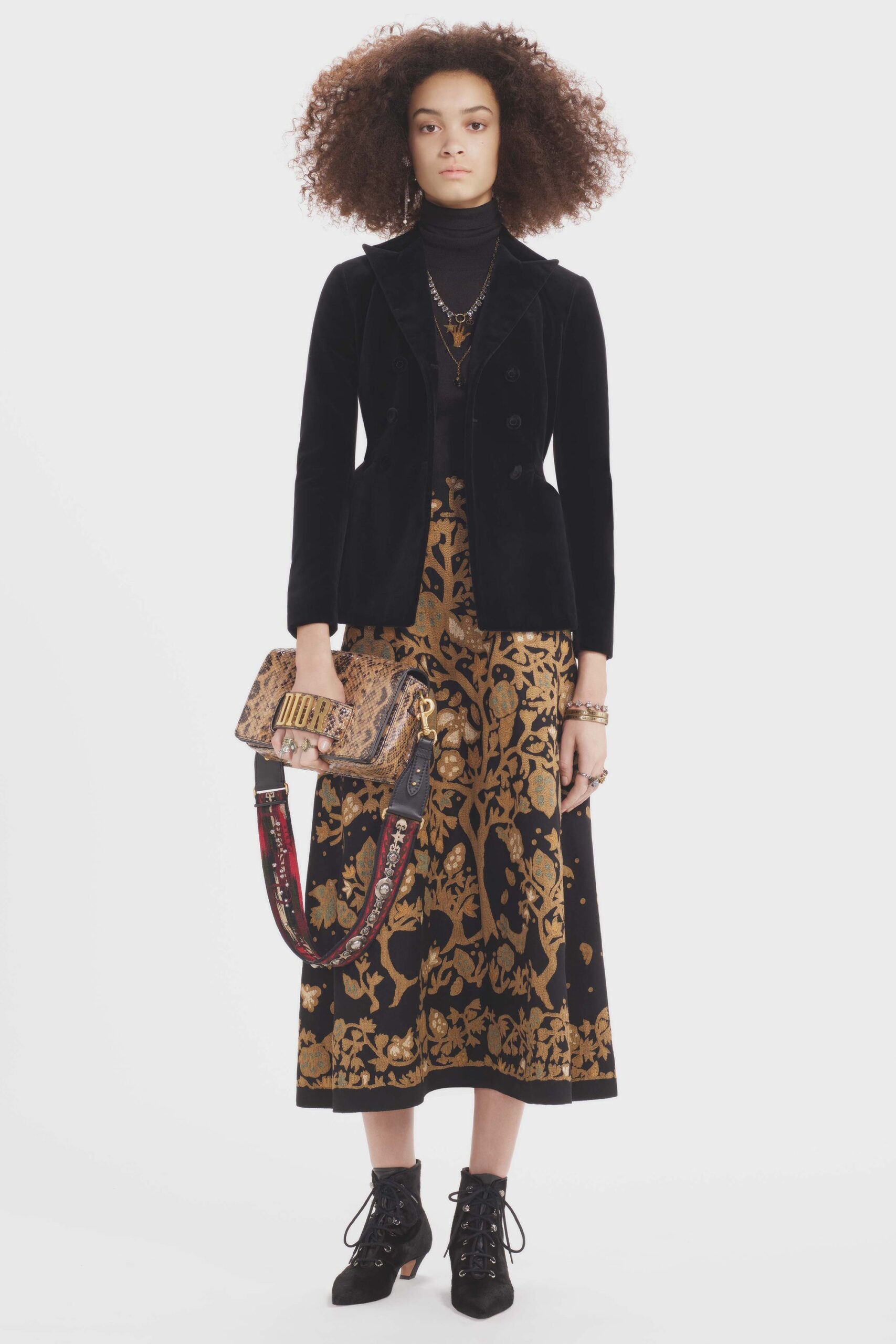Christian Dior F/W 17 Look 659