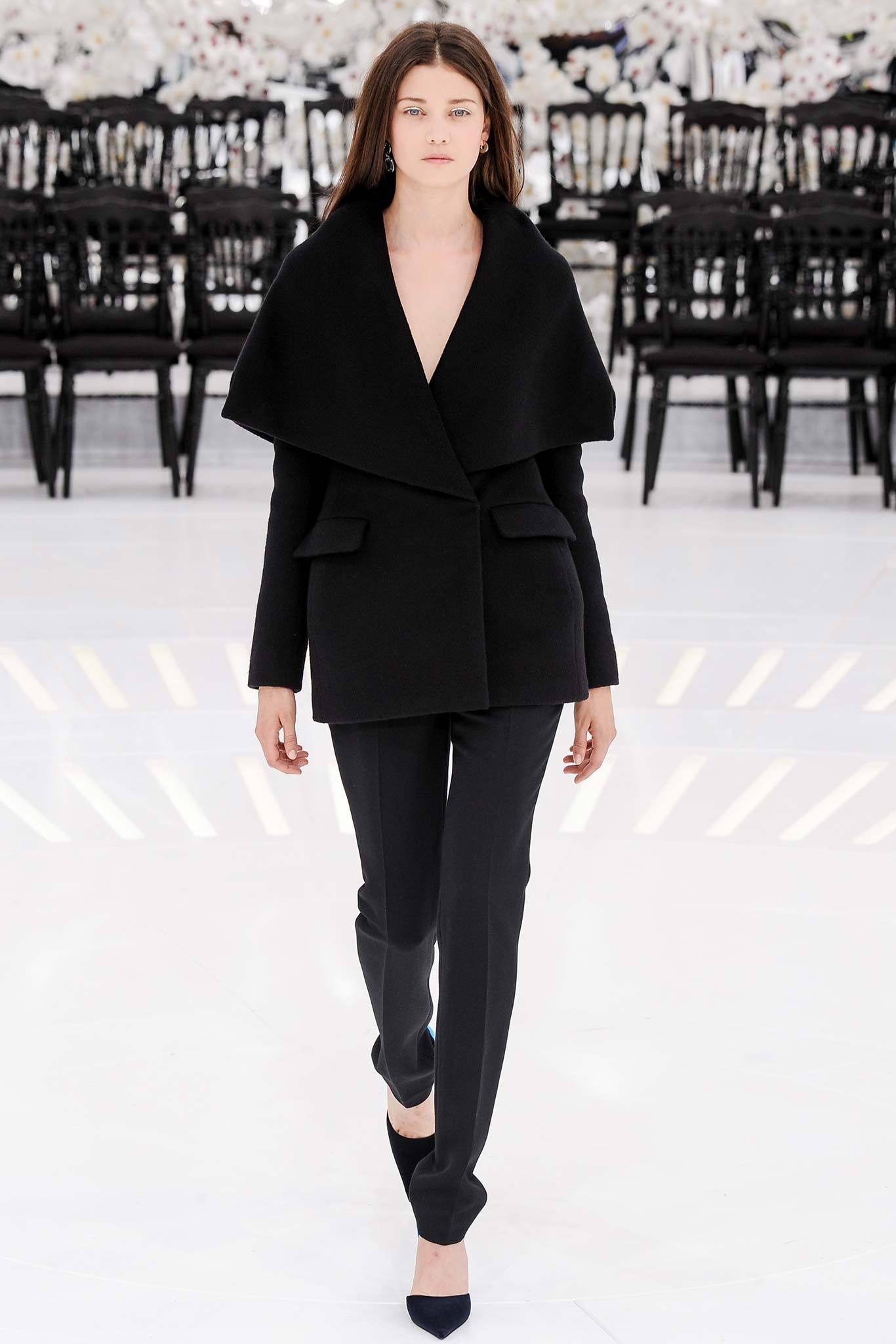 Christian Dior F/W 14 Couture Look 359