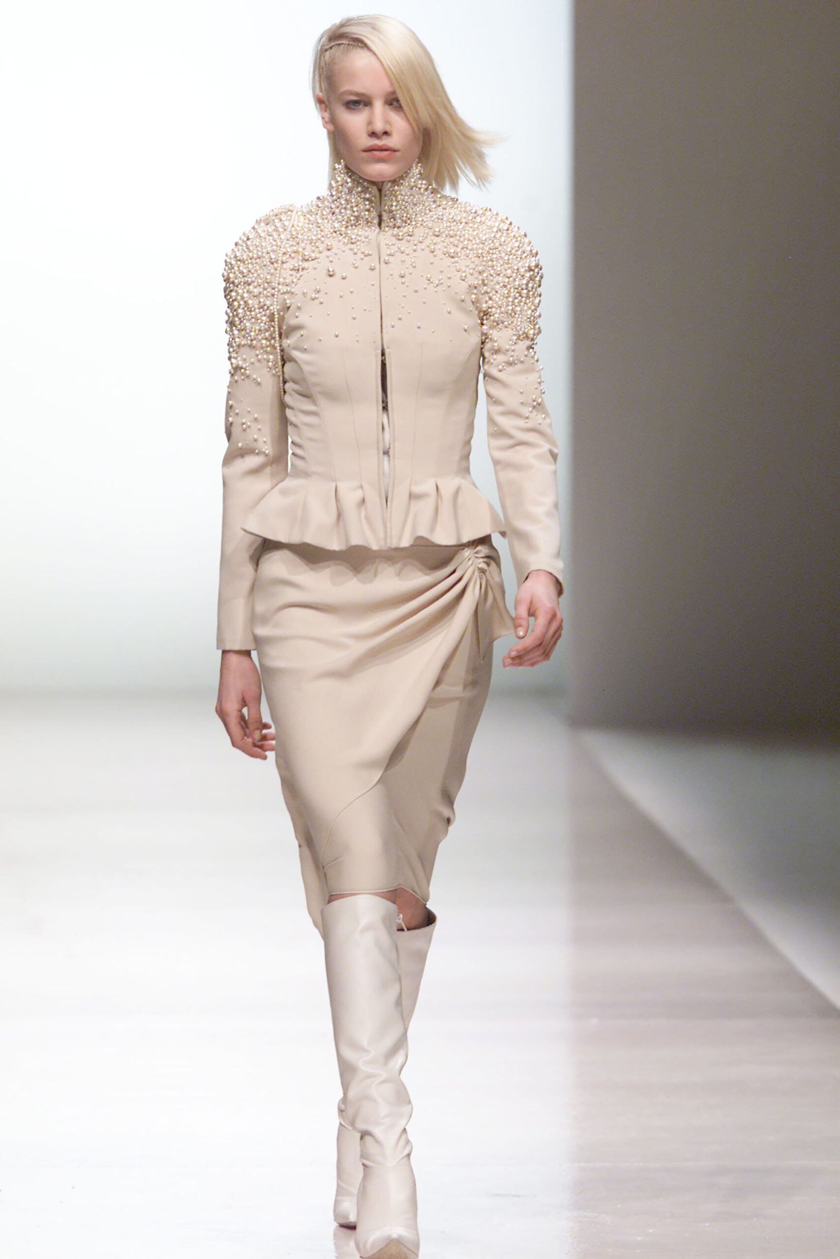 Chloé F/W 01 Look 464