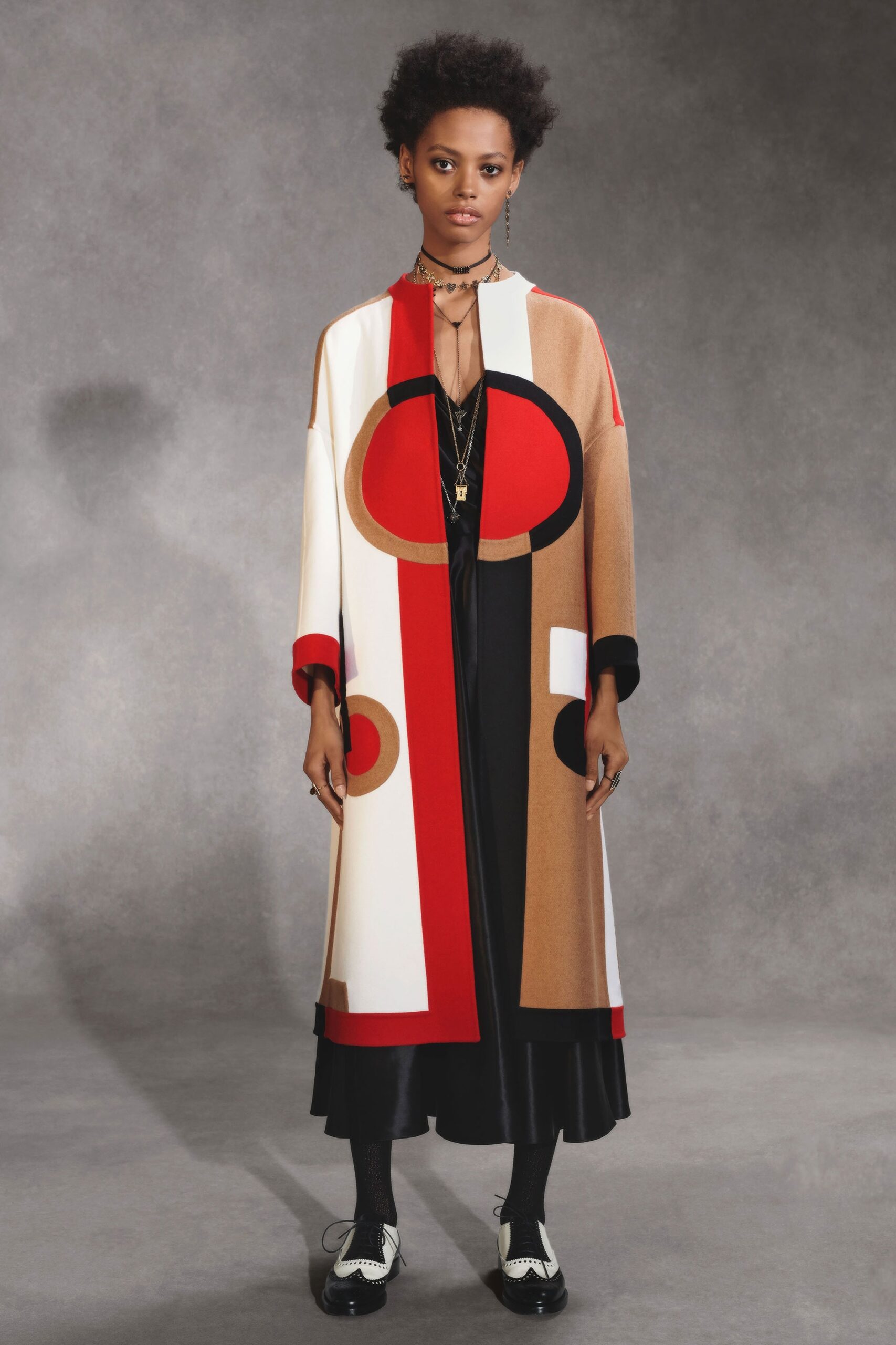 Christian Dior F/W 18 Look 725