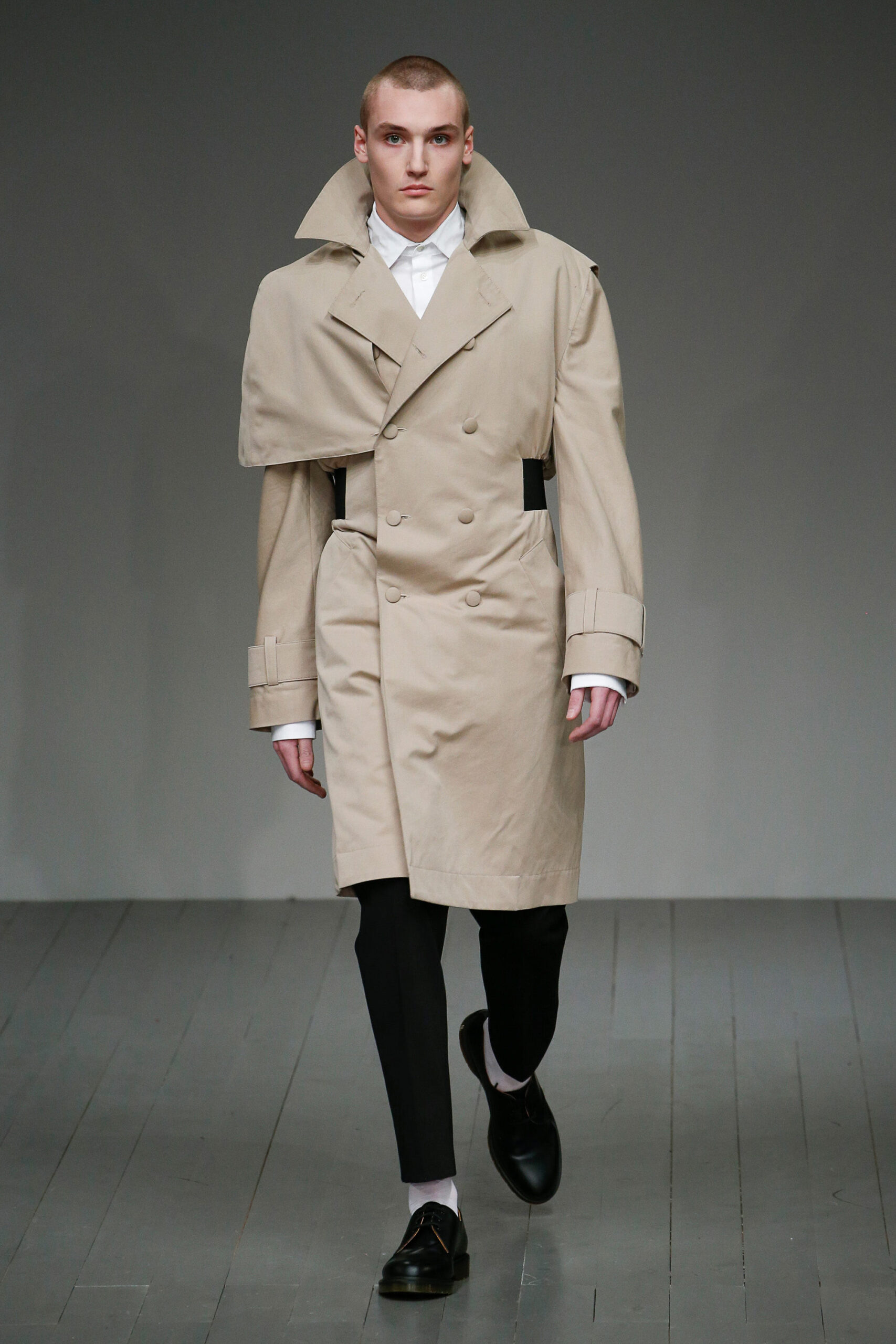 Central Saint Martins F/W 18 Menswear Look 159