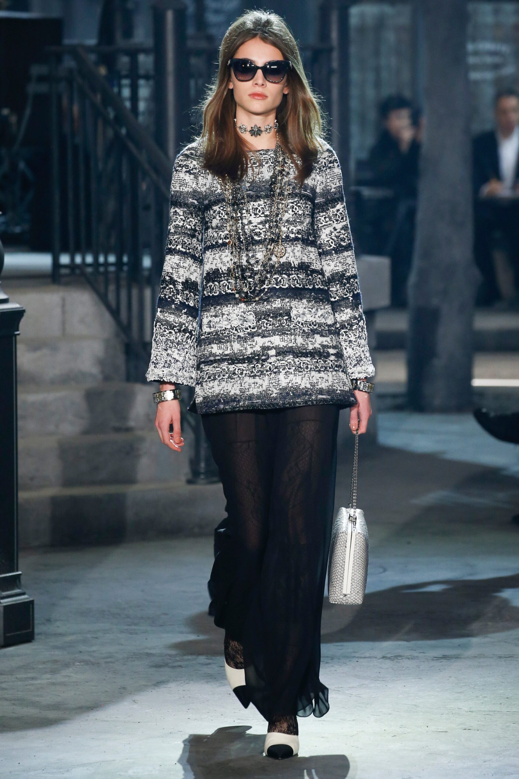 Chanel F/W 16 Look 102