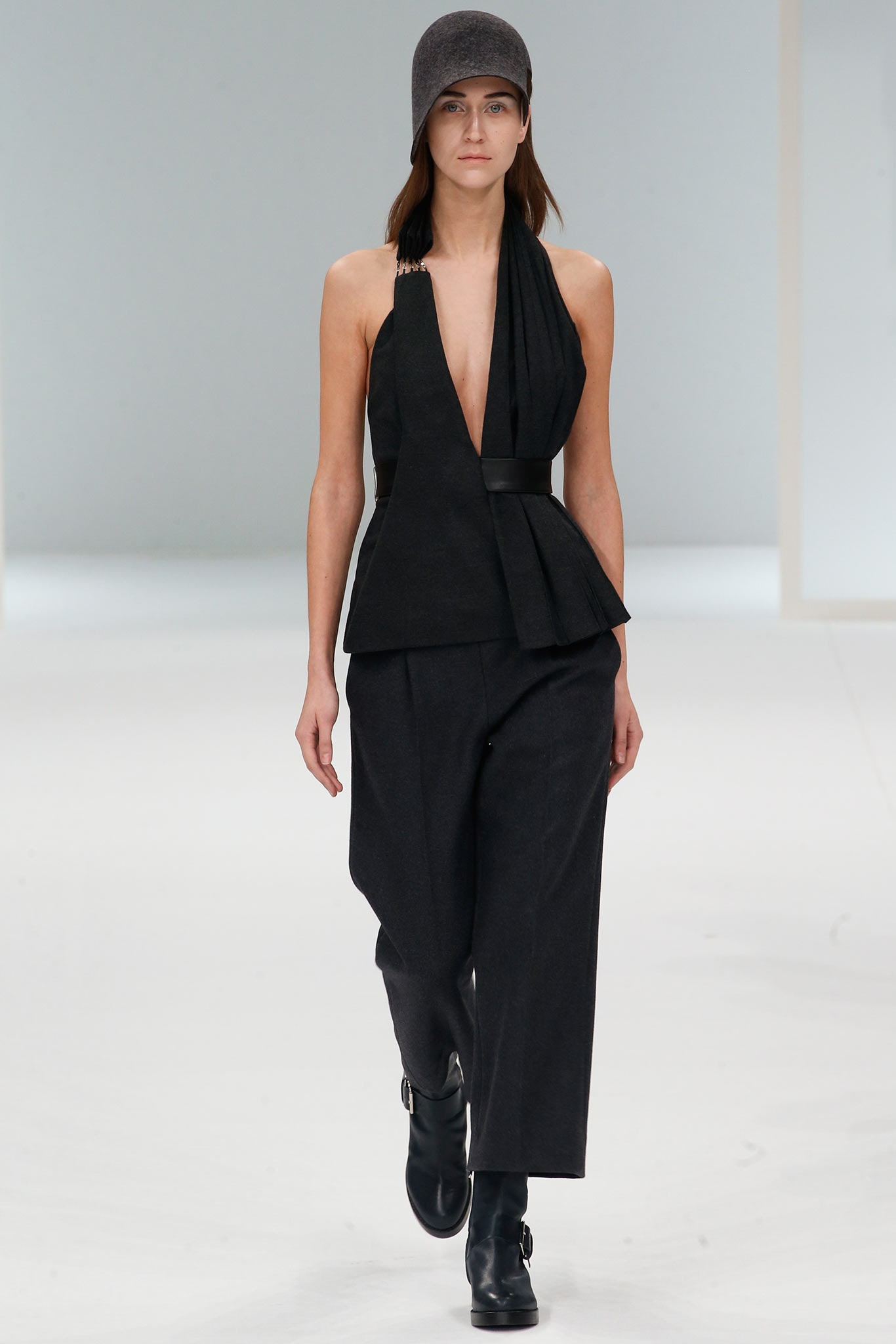 Chalayan F/W 15 Look 83