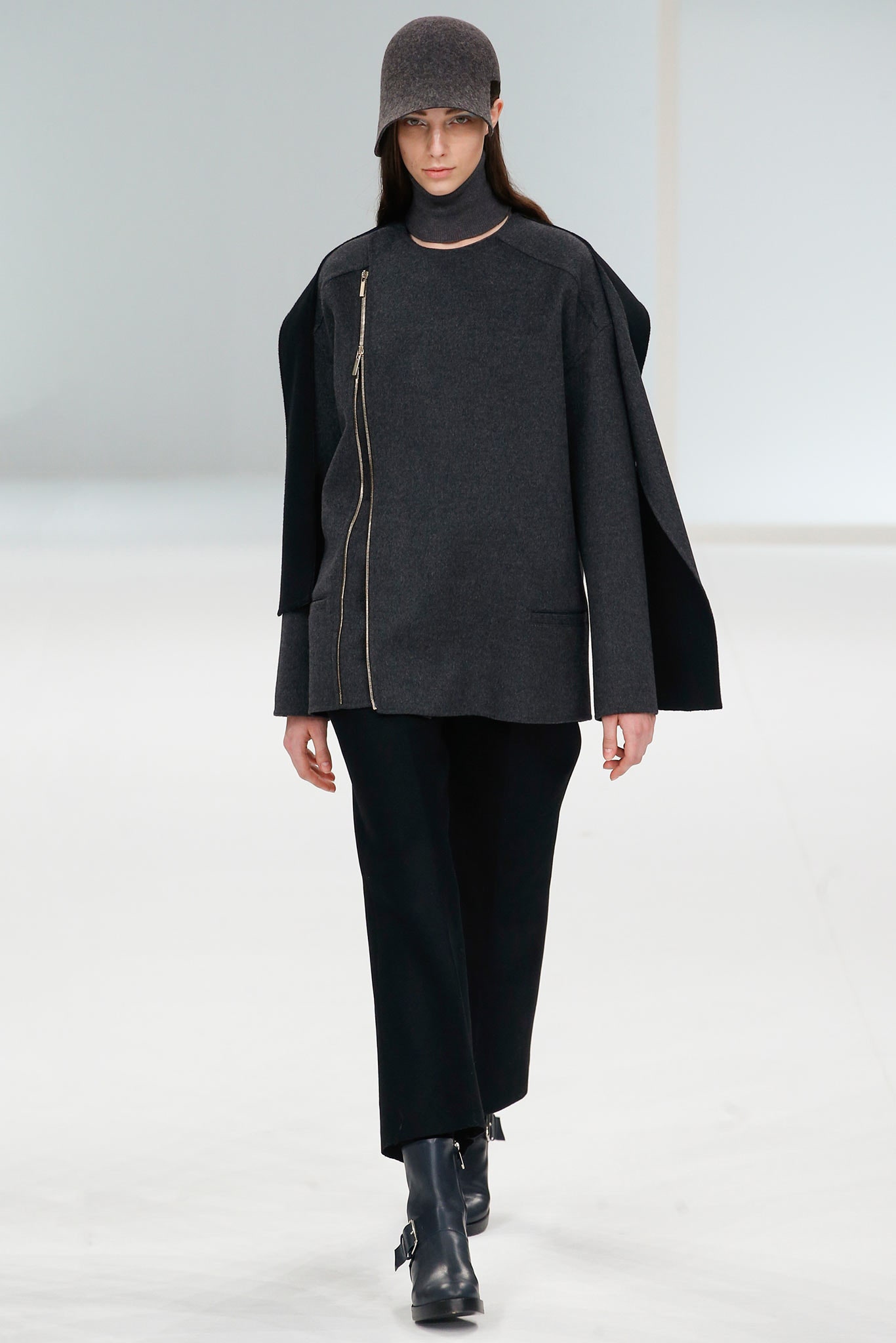 Chalayan F/W 15 Look 129