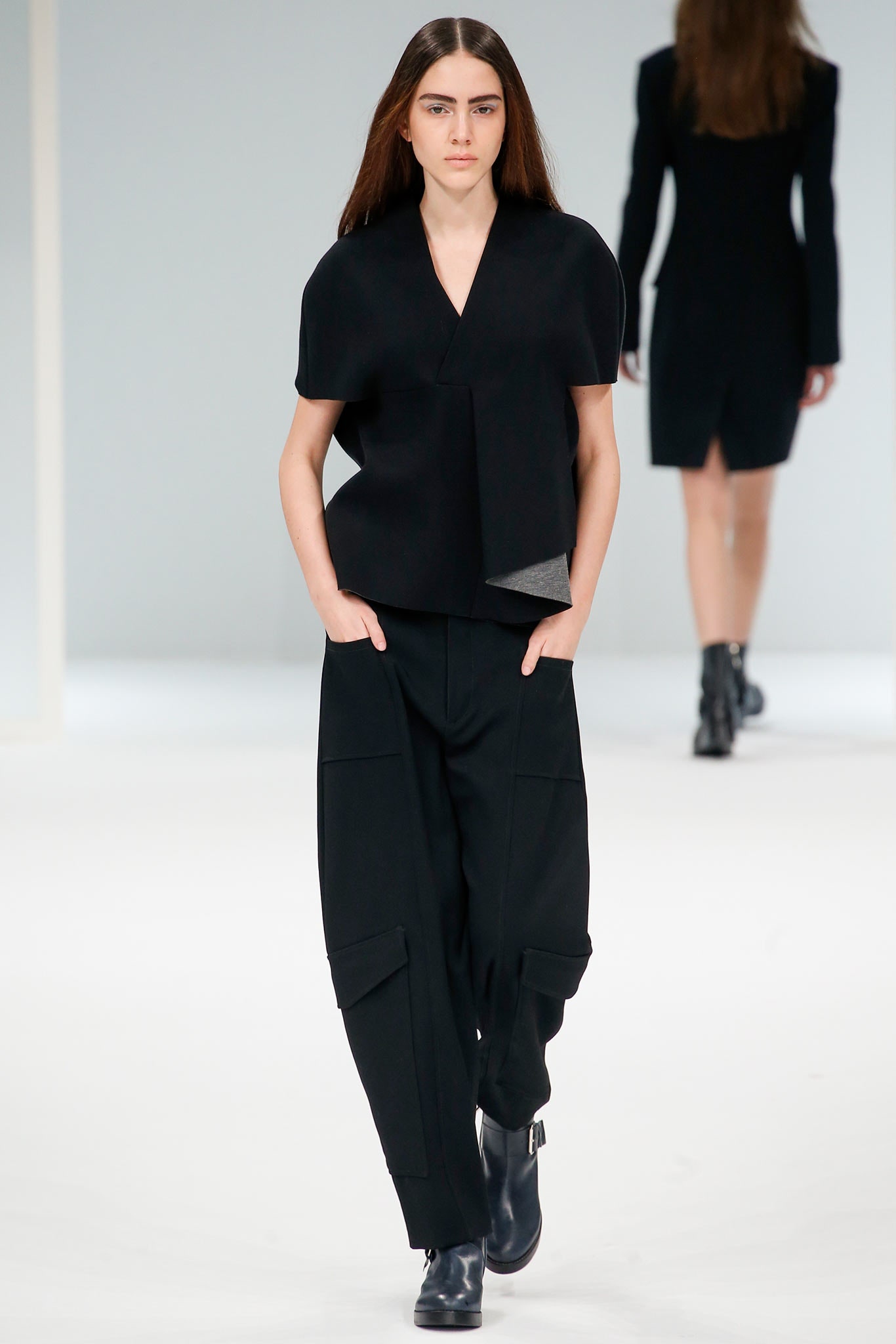 Chalayan F/W 15 Look 137